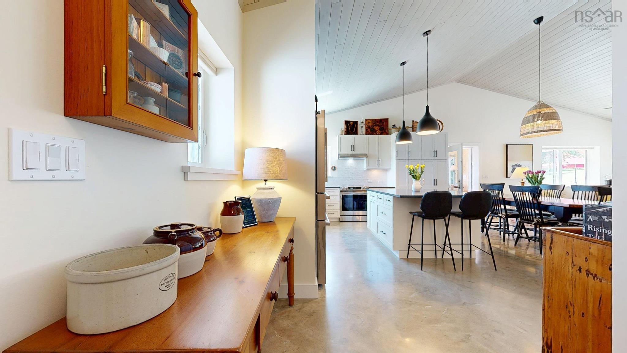 $1,235,000.00: 207 Hebb Point Road, Heckmans Island