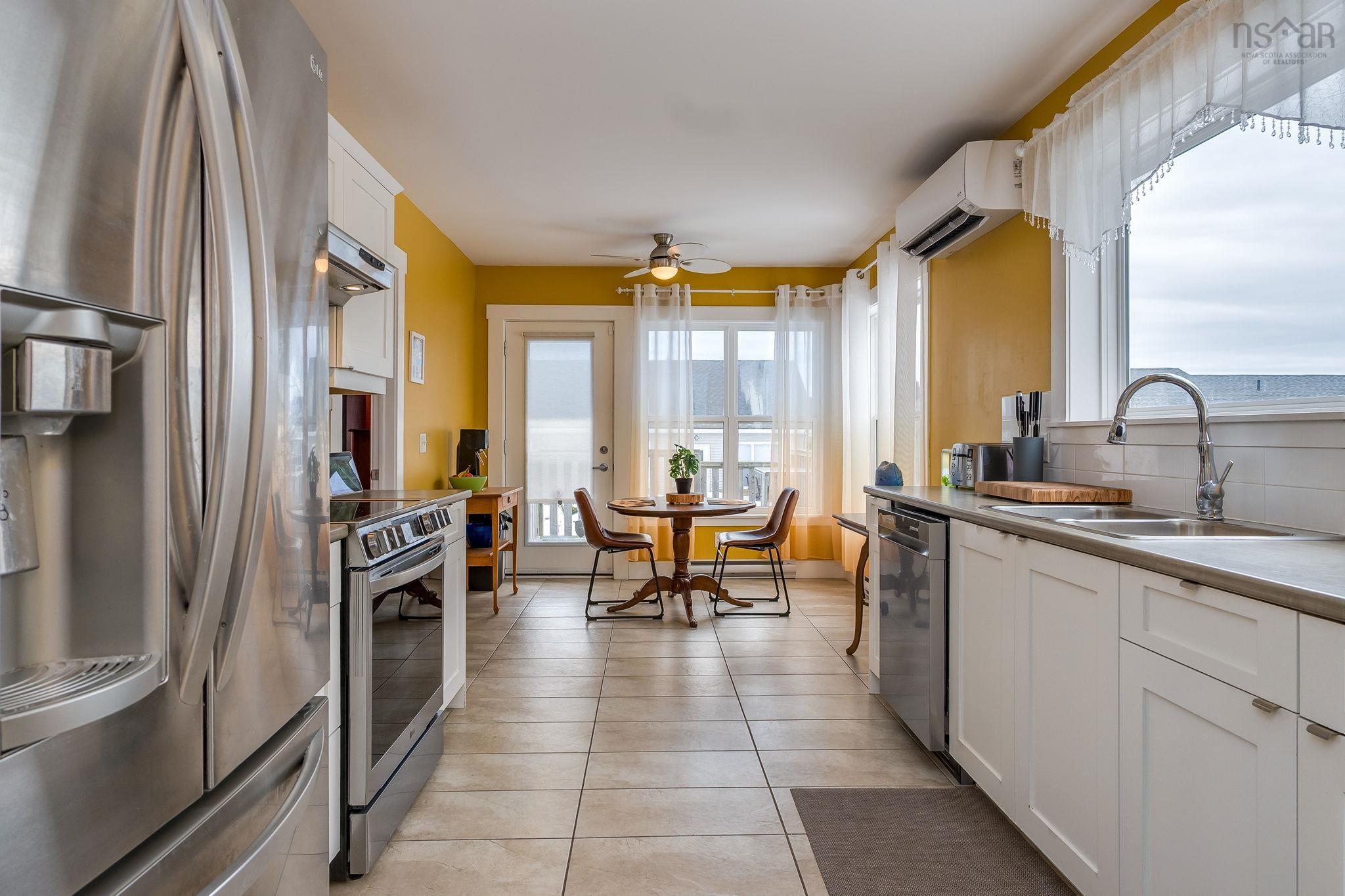 $485,000.00: 17 Candytuft Close, Eastern Passage