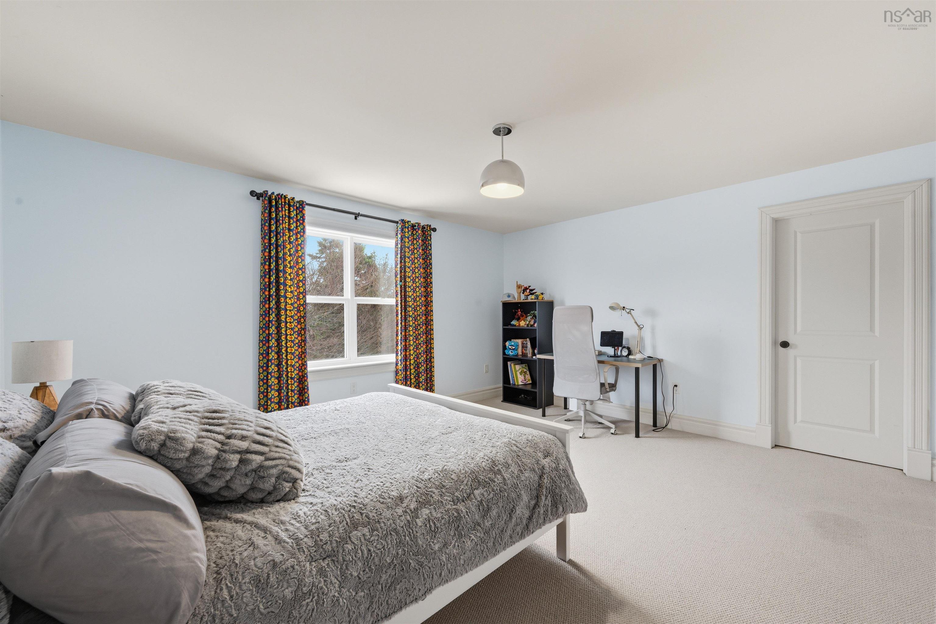 $1,018,000.00: 50 Helmsman Court, Halifax