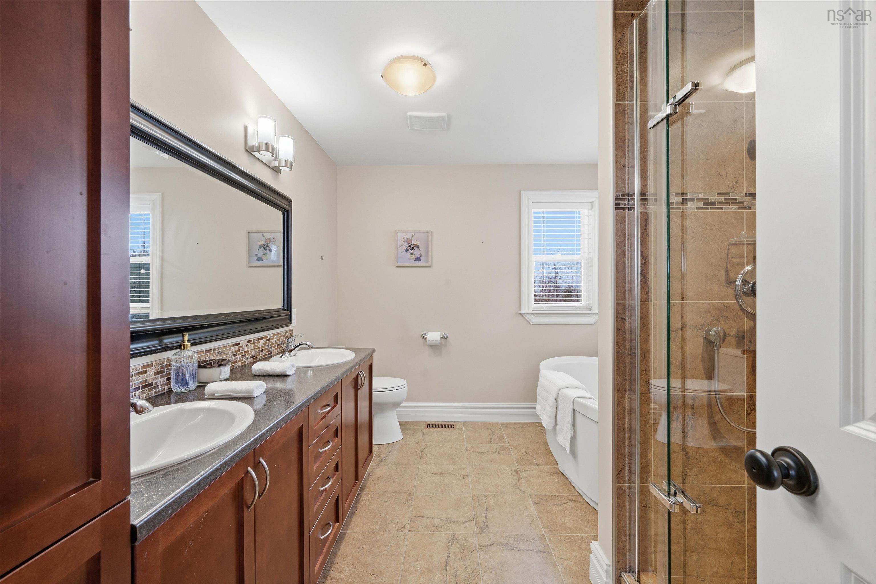 $1,018,000.00: 50 Helmsman Court, Halifax