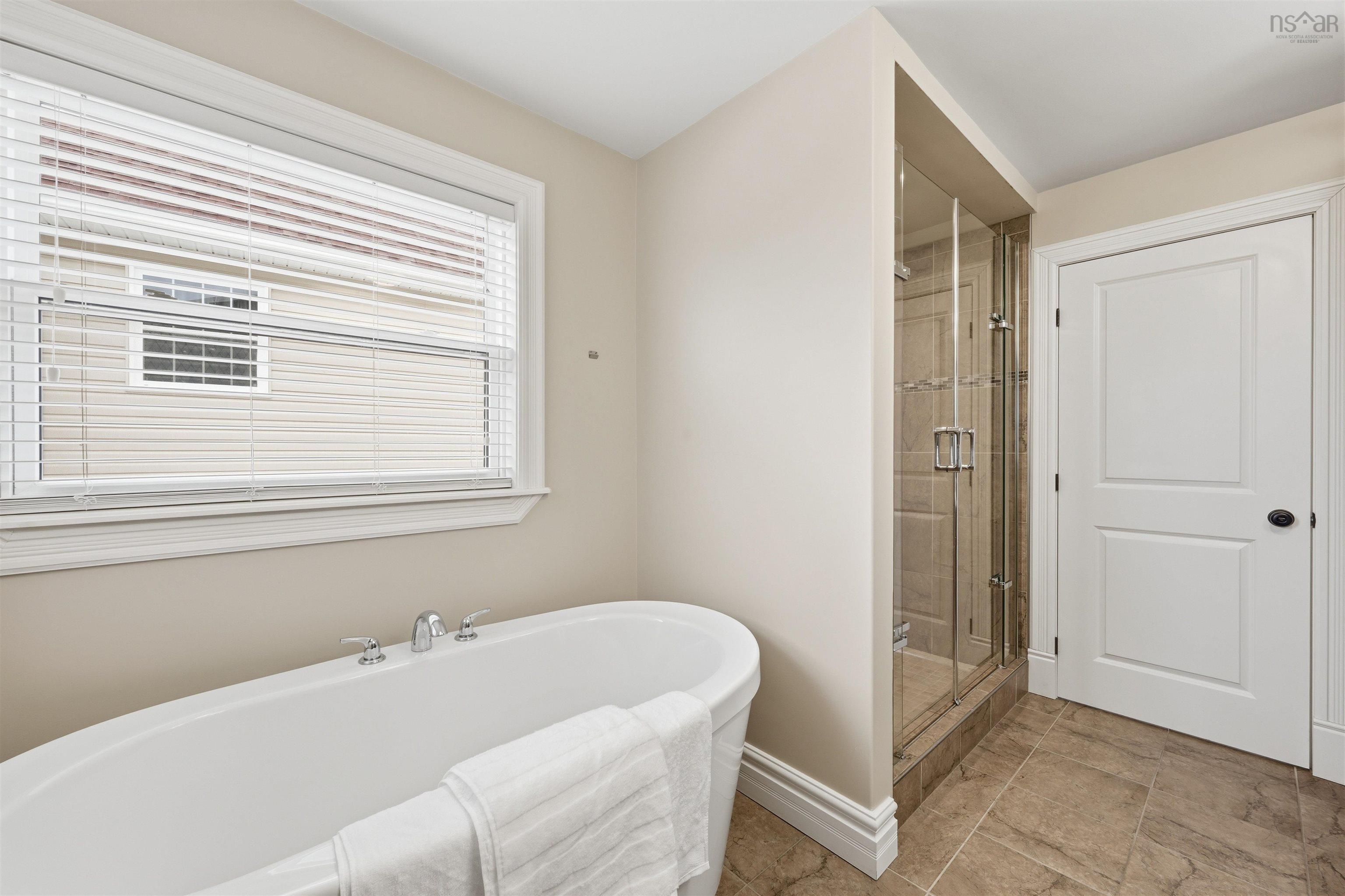 $1,018,000.00: 50 Helmsman Court, Halifax