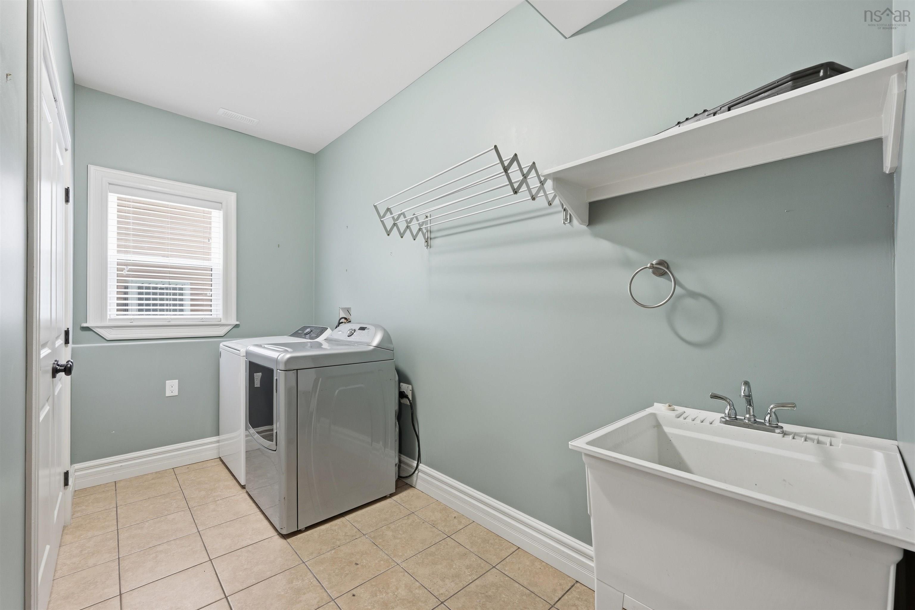 $1,018,000.00: 50 Helmsman Court, Halifax