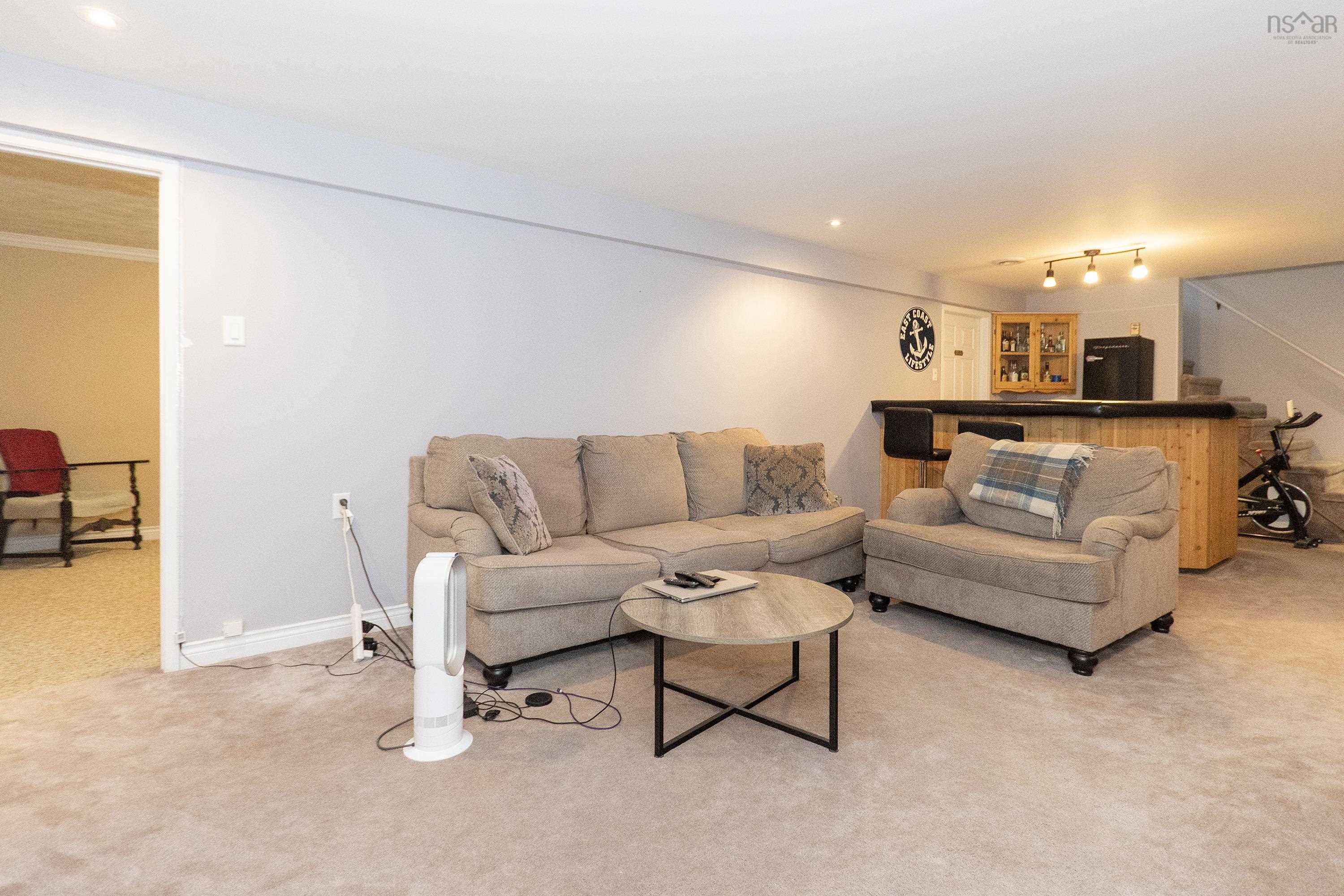 $469,900.00: 193a Victoria Street E, Amherst