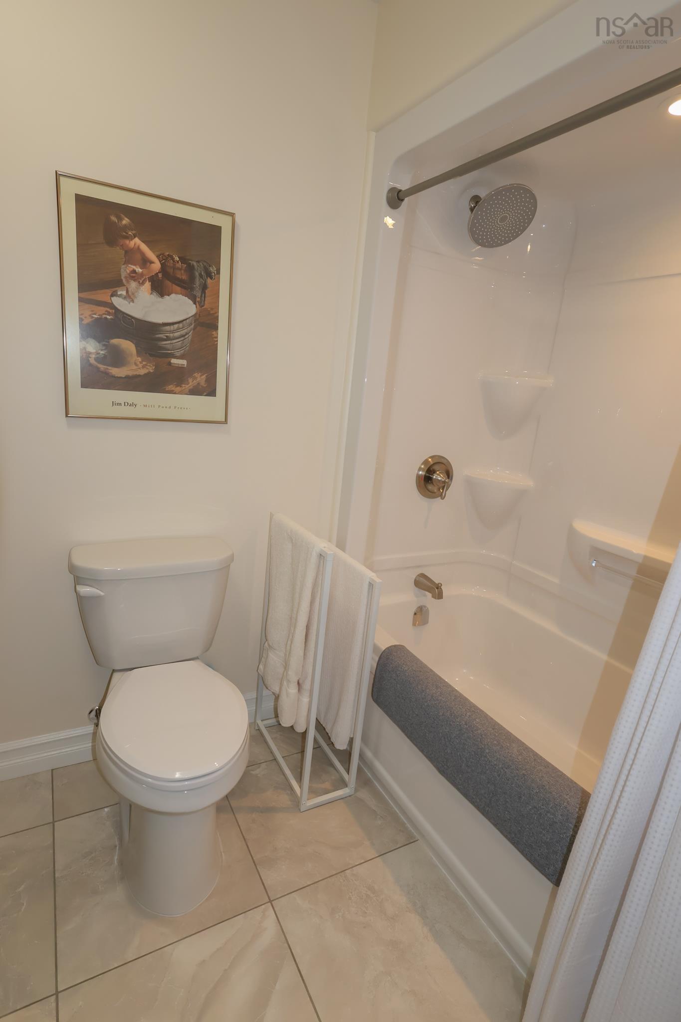 $549,900.00: 40 Dr Ernst Court, Bridgewater