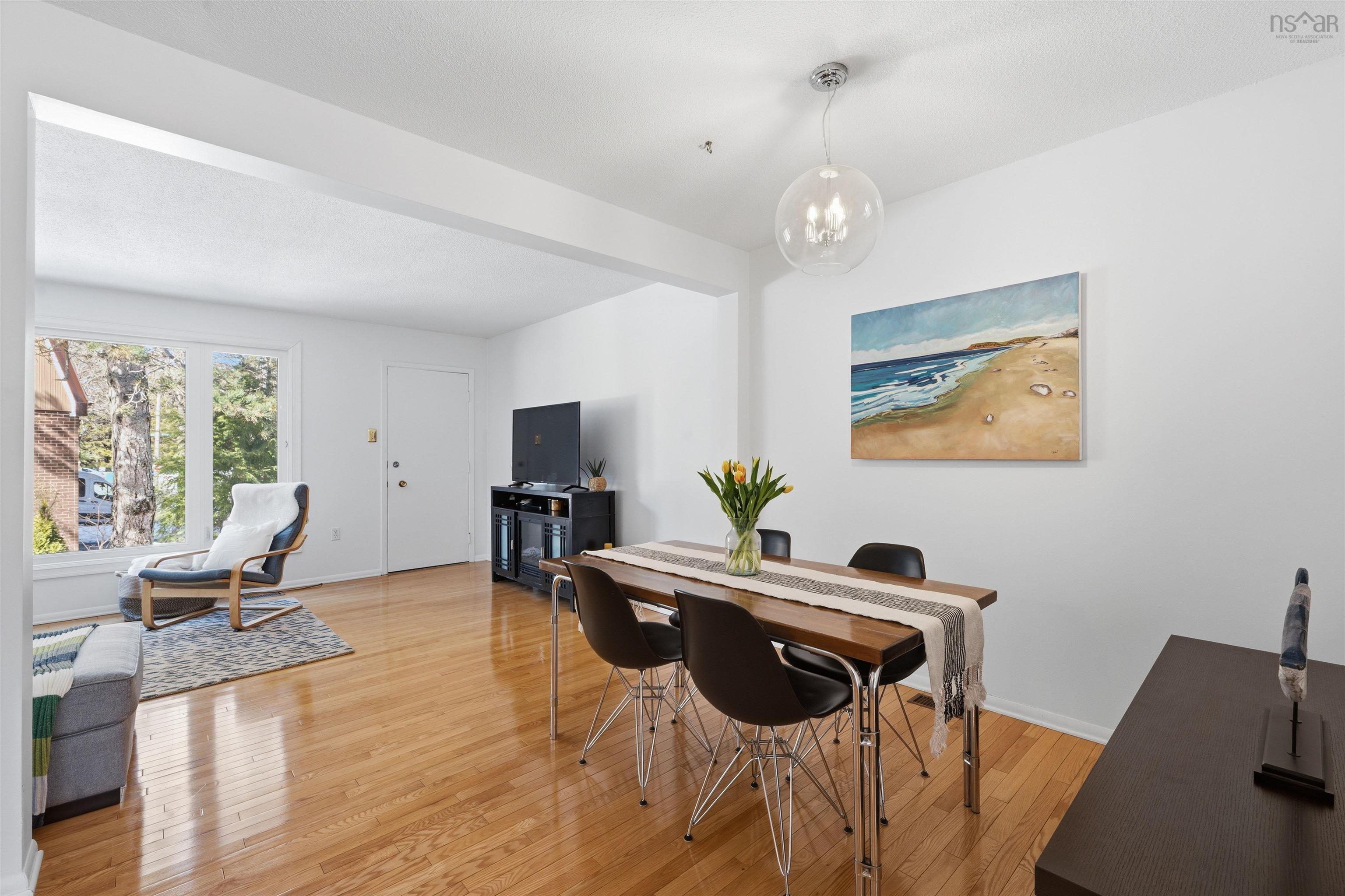 $449,000.00: 12 Hanover Court, Halifax