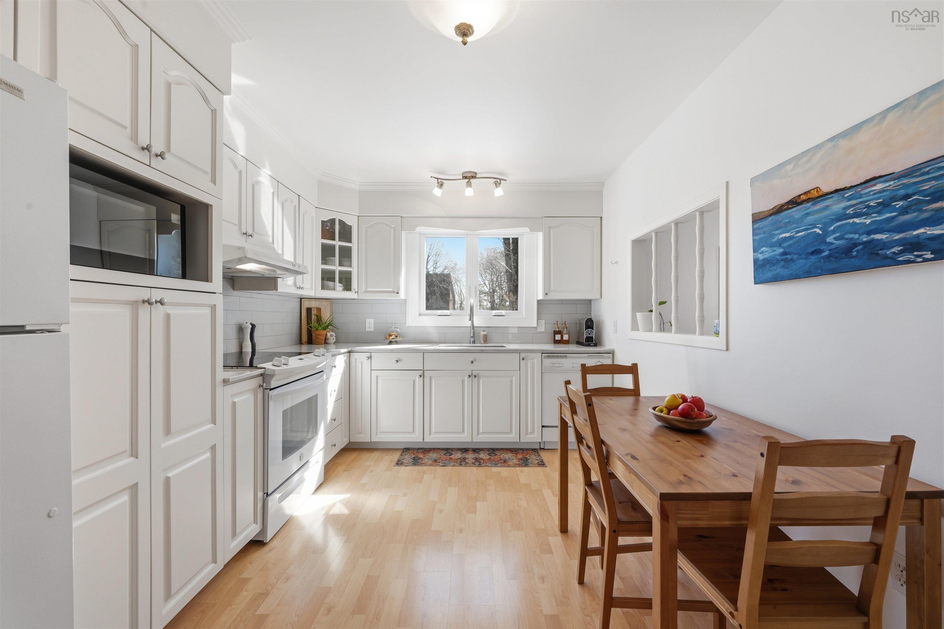 $449,000.00: 12 Hanover Court, Halifax