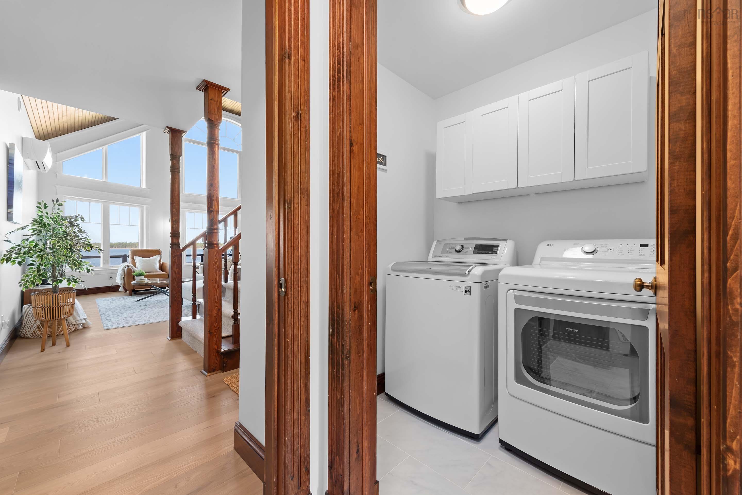 $1,095,000.00: 13573 Highway 6, Wallace Bridge