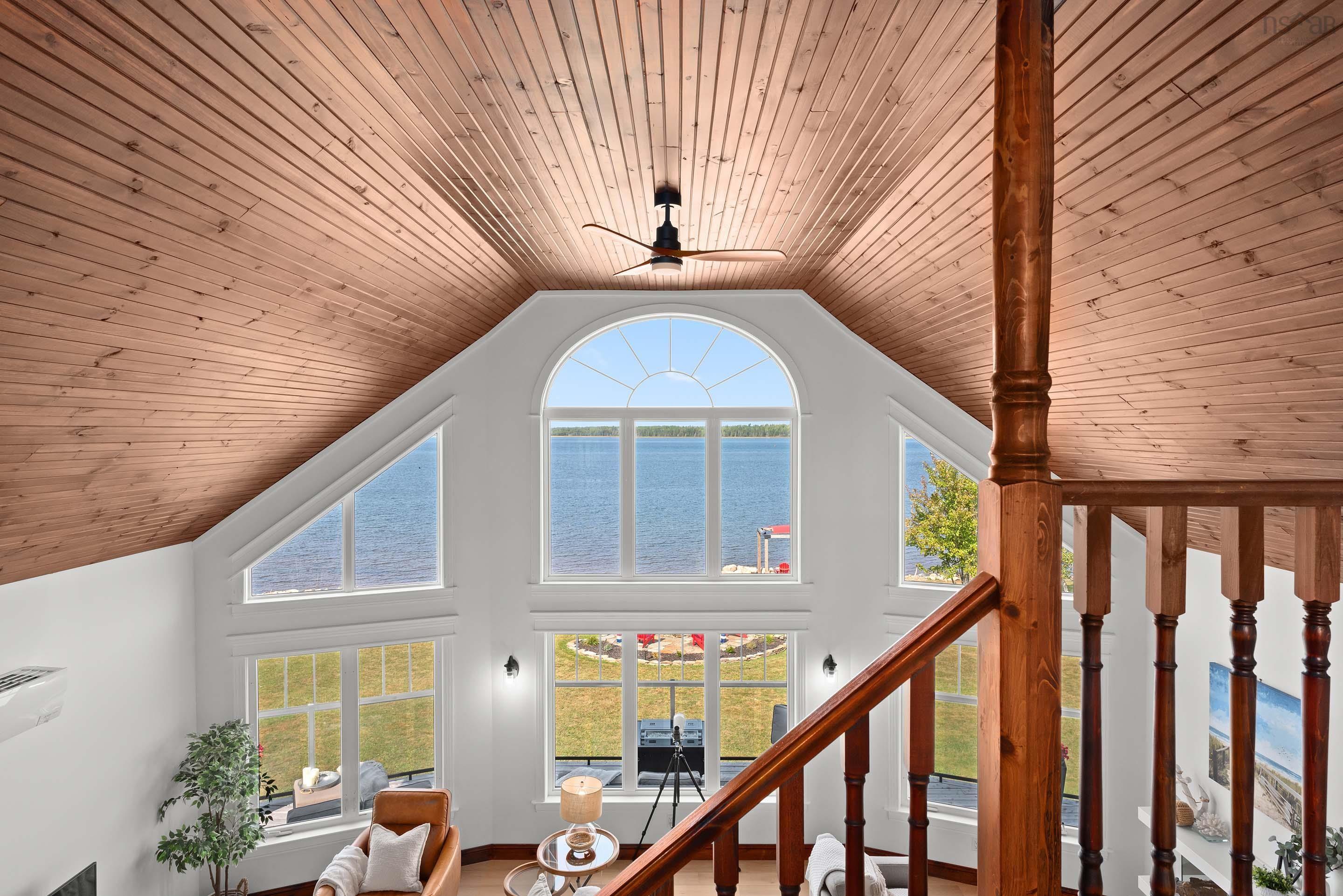 $1,095,000.00: 13573 Highway 6, Wallace Bridge