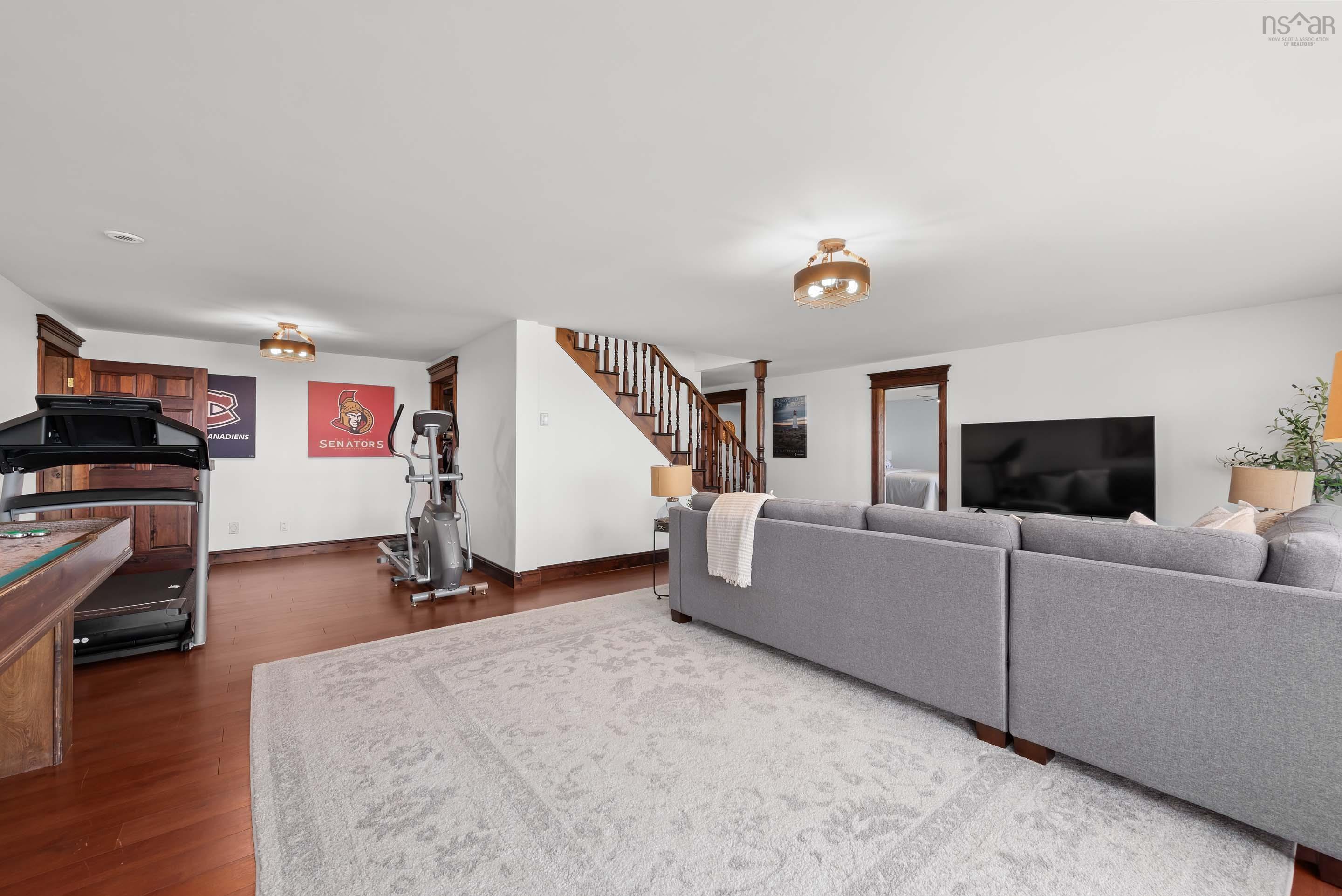 $1,095,000.00: 13573 Highway 6, Wallace Bridge