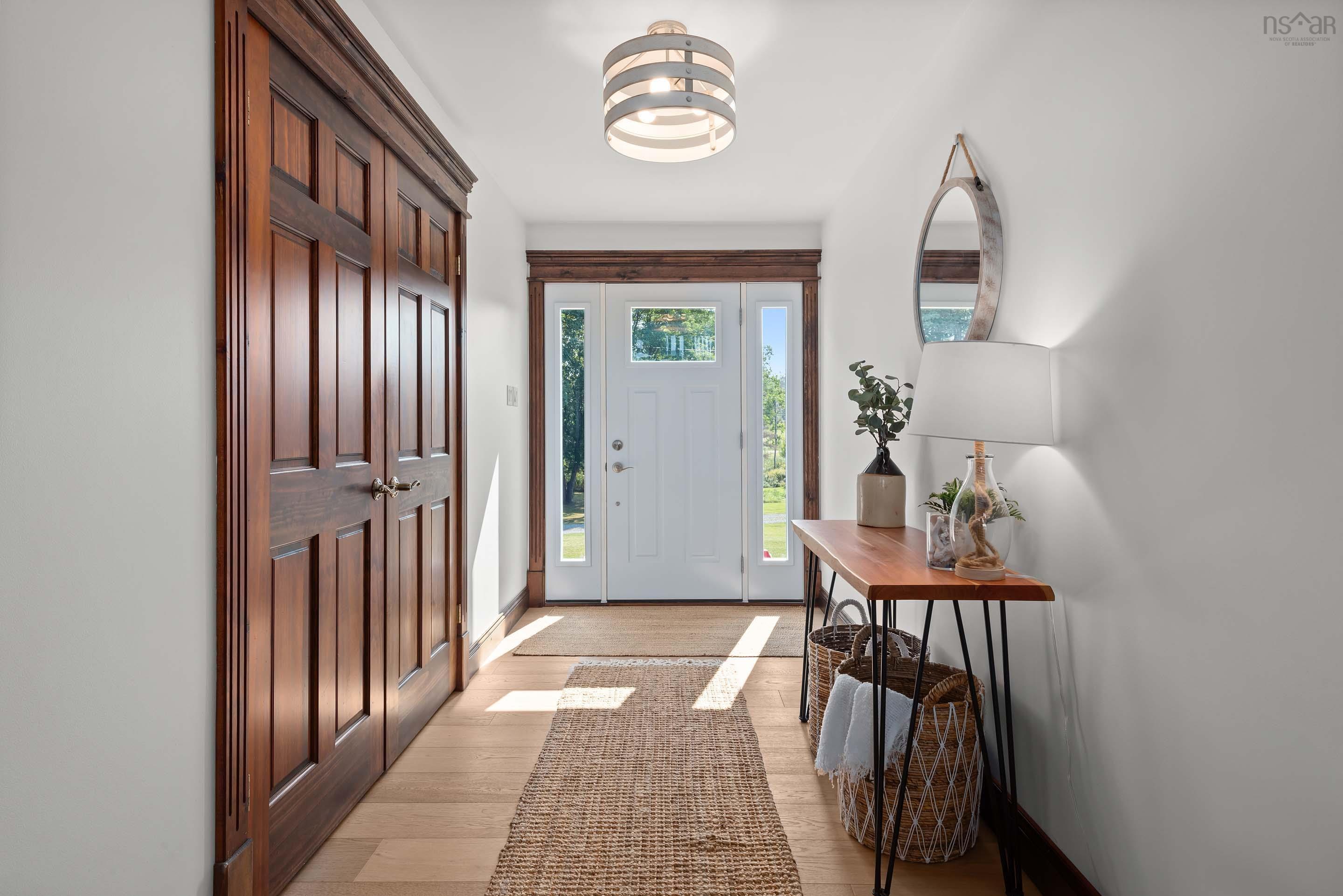 $1,095,000.00: 13573 Highway 6, Wallace Bridge