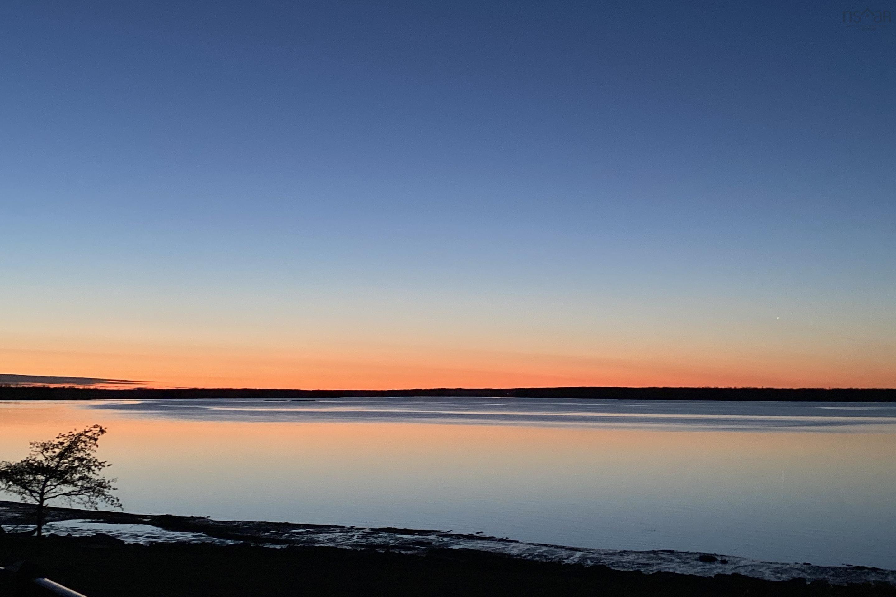 $1,095,000.00: 13573 Highway 6, Wallace Bridge