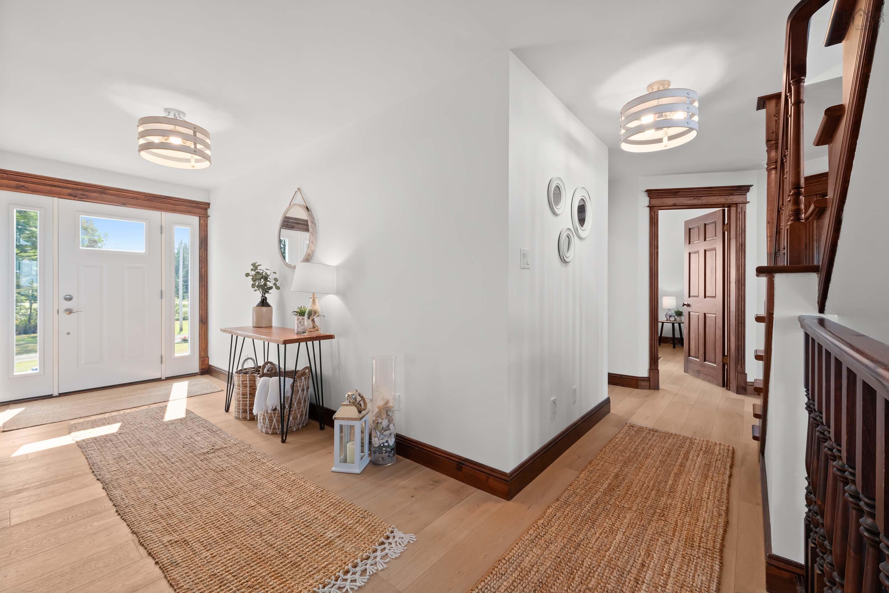 $1,095,000.00: 13573 Highway 6, Wallace Bridge