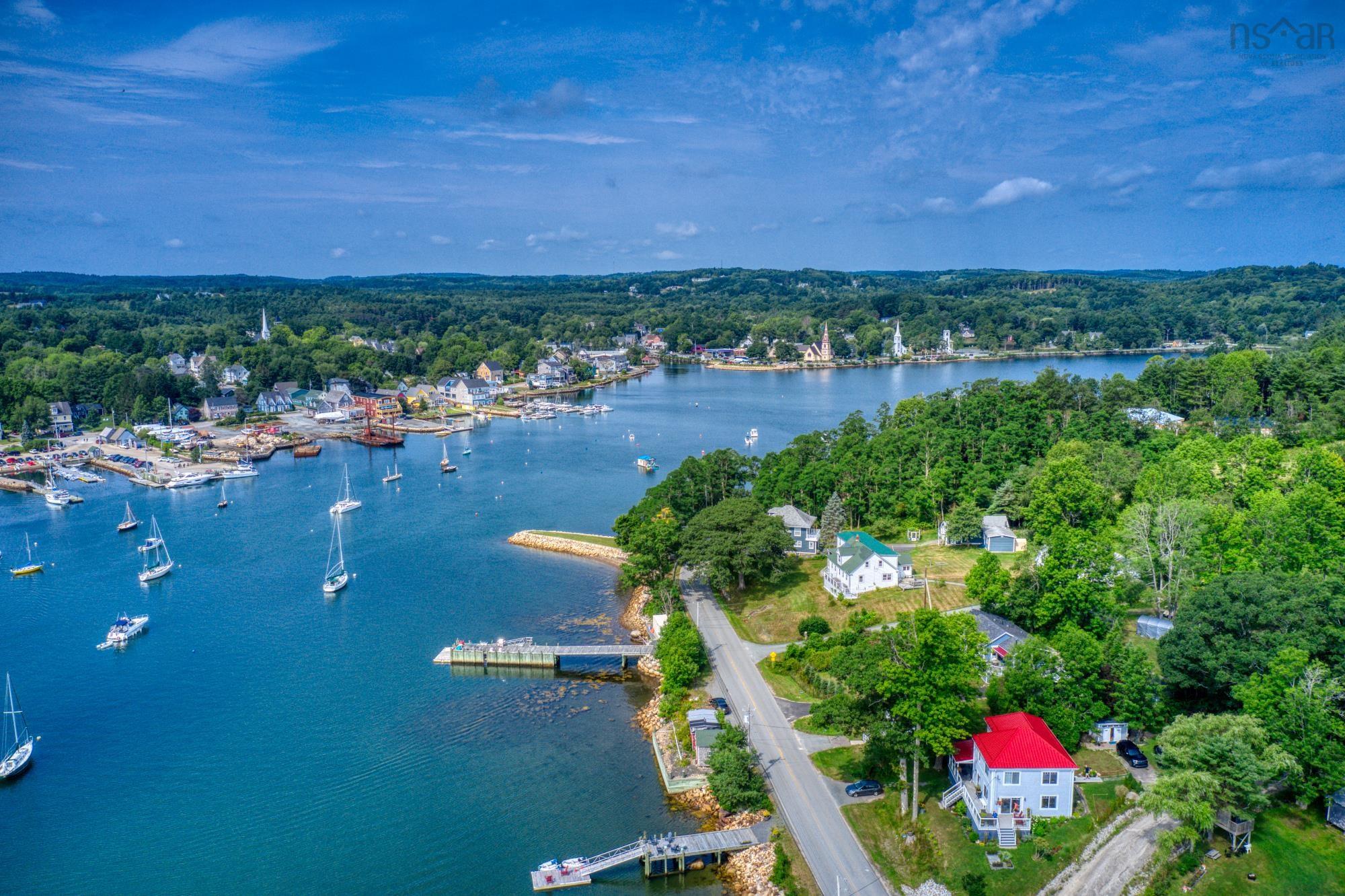 $1,539,000.00: 1, 2, or 3 Lot 500 Hedge Row, Mahone Bay