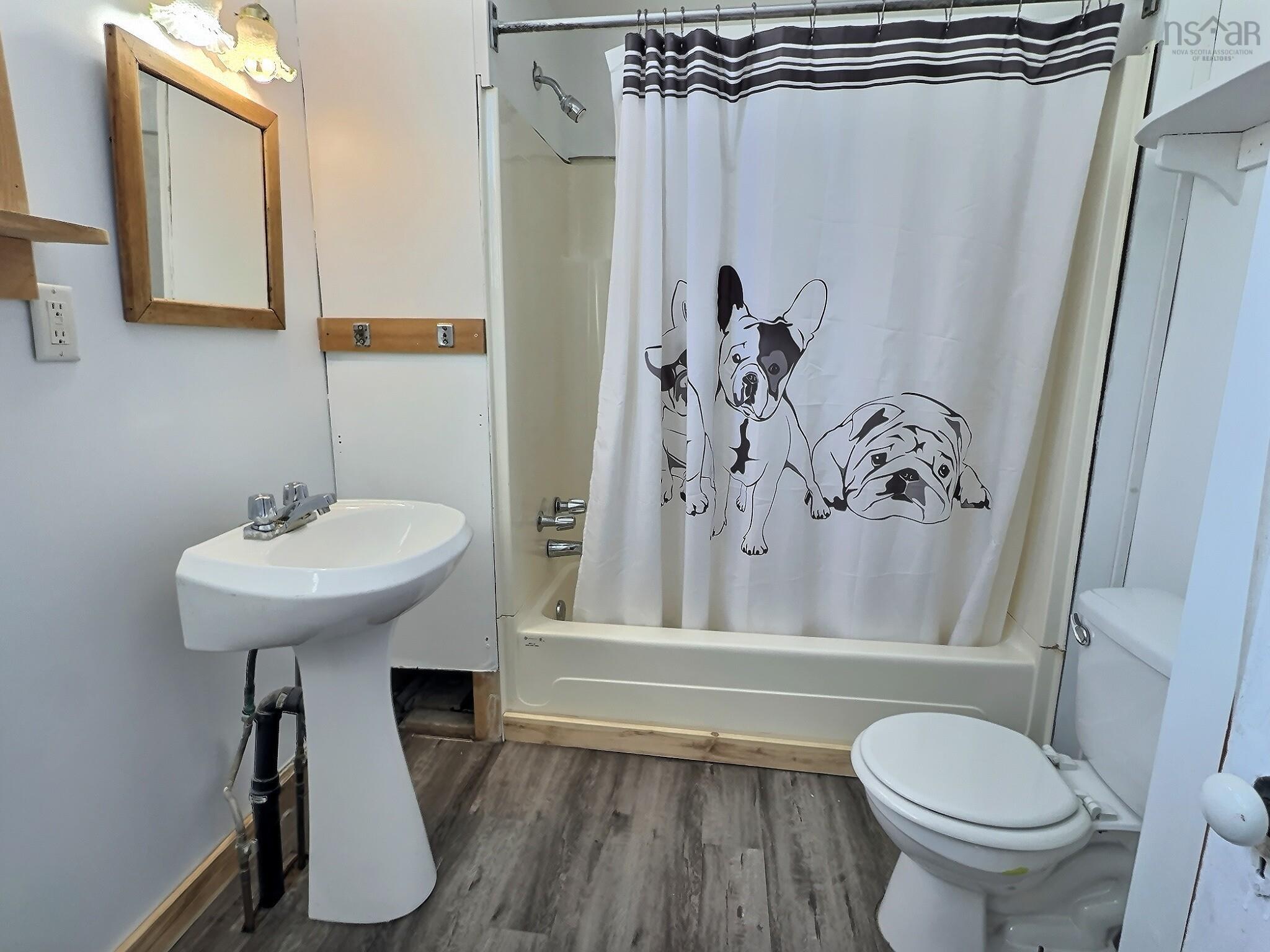 $279,900.00: 14 High Street, Londonderry