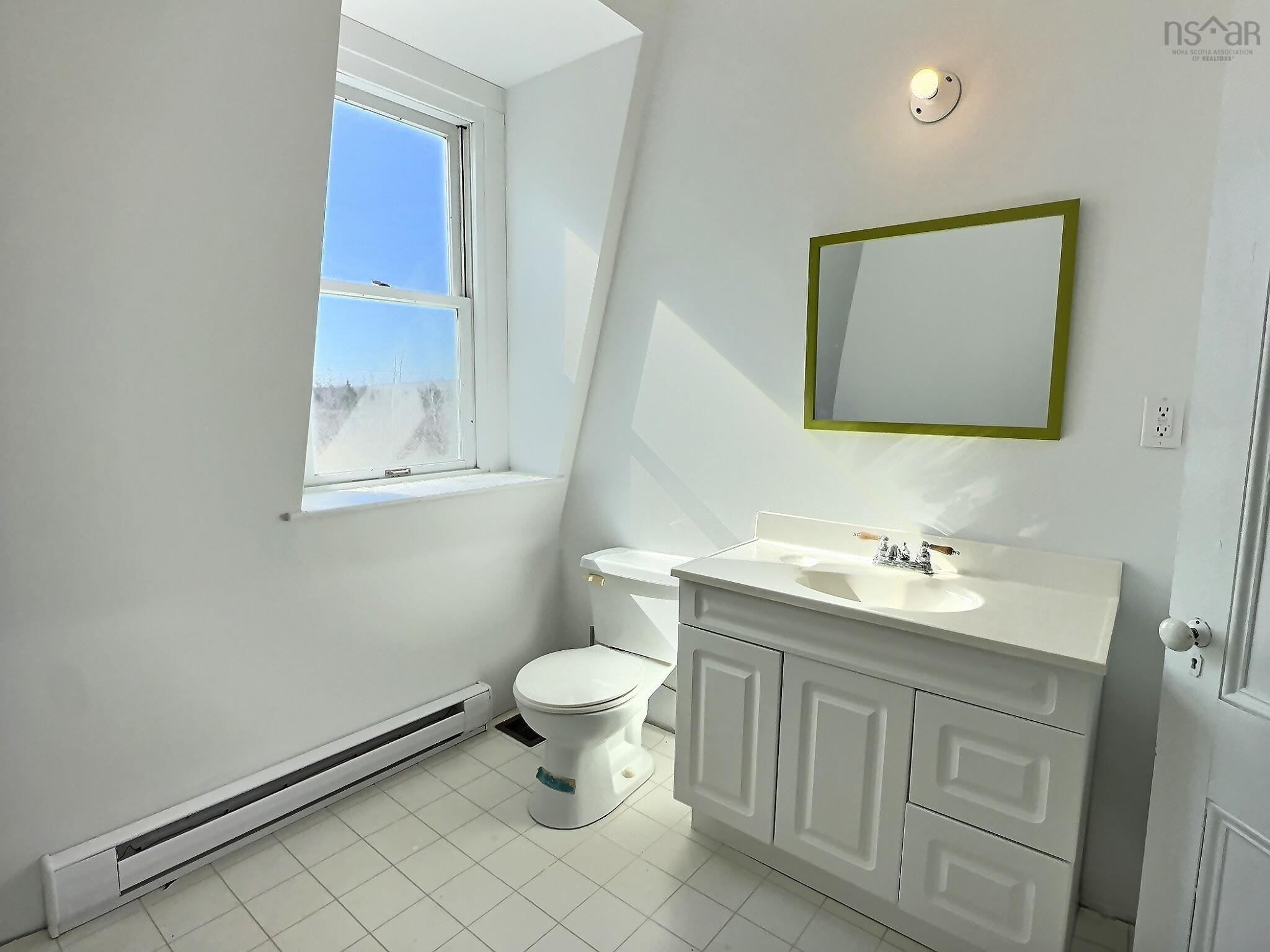 $279,900.00: 14 High Street, Londonderry