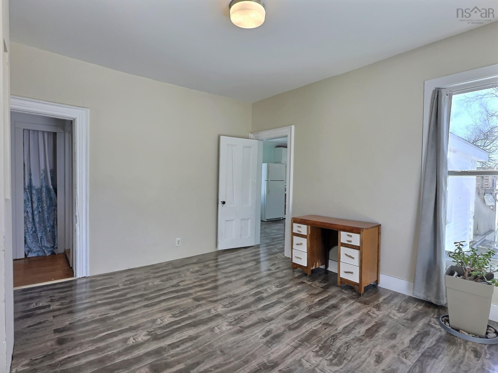 $279,900.00: 14 High Street, Londonderry