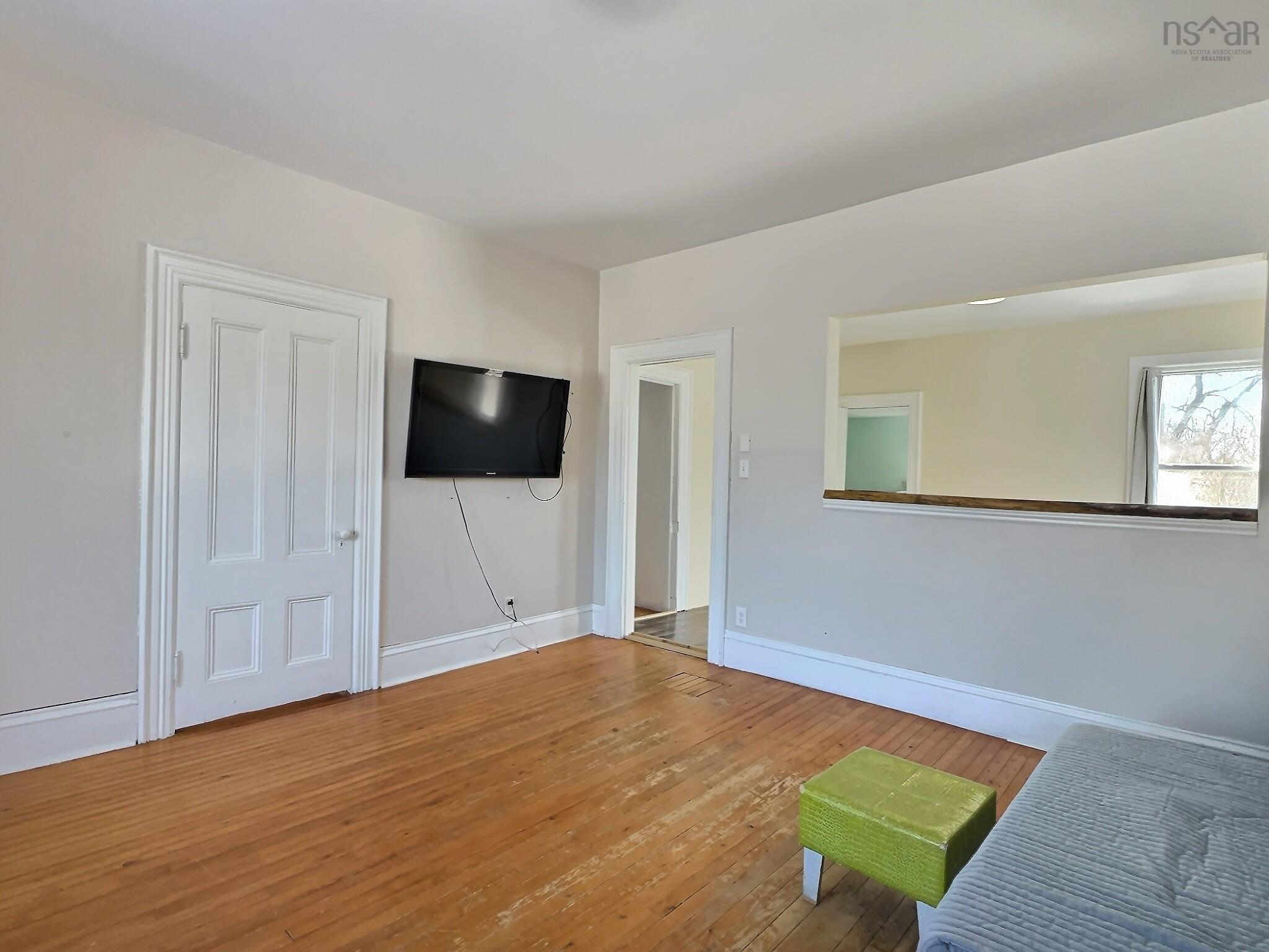 $279,900.00: 14 High Street, Londonderry