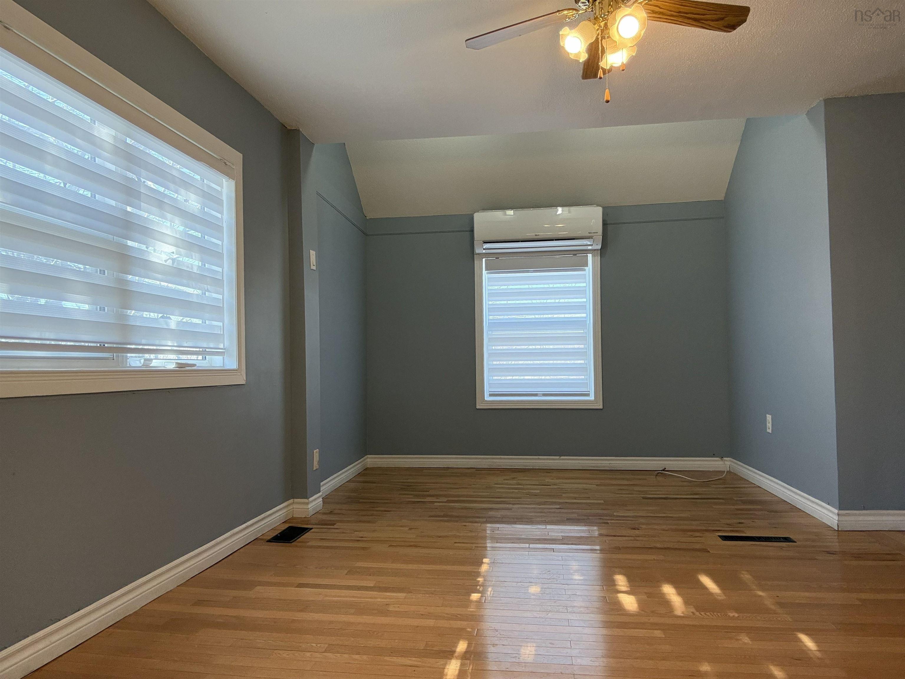 $171,900.00: 26 Sydney Road, Port Hawkesbury