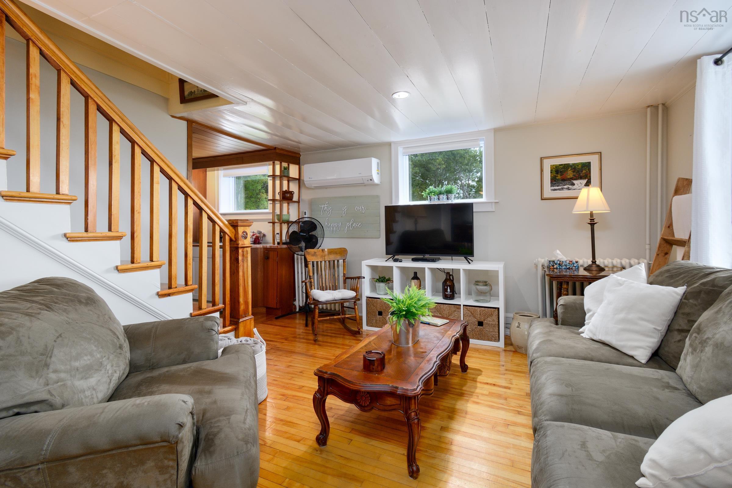 $439,000.00: 15398 Highway 4, Johnstown