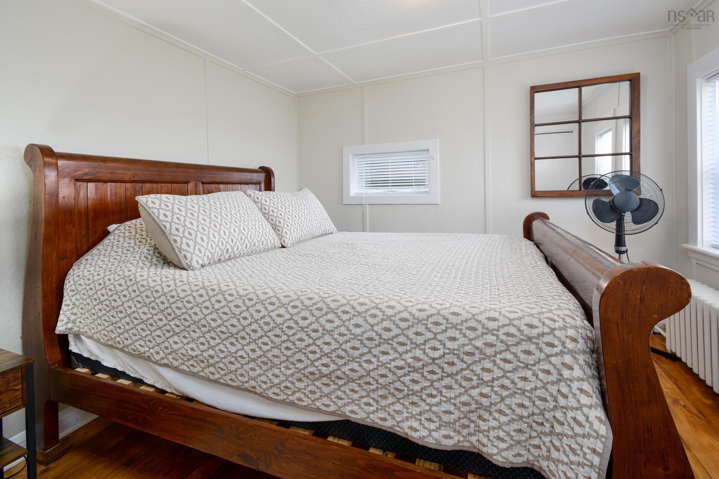 $439,000.00: 15398 Highway 4, Johnstown