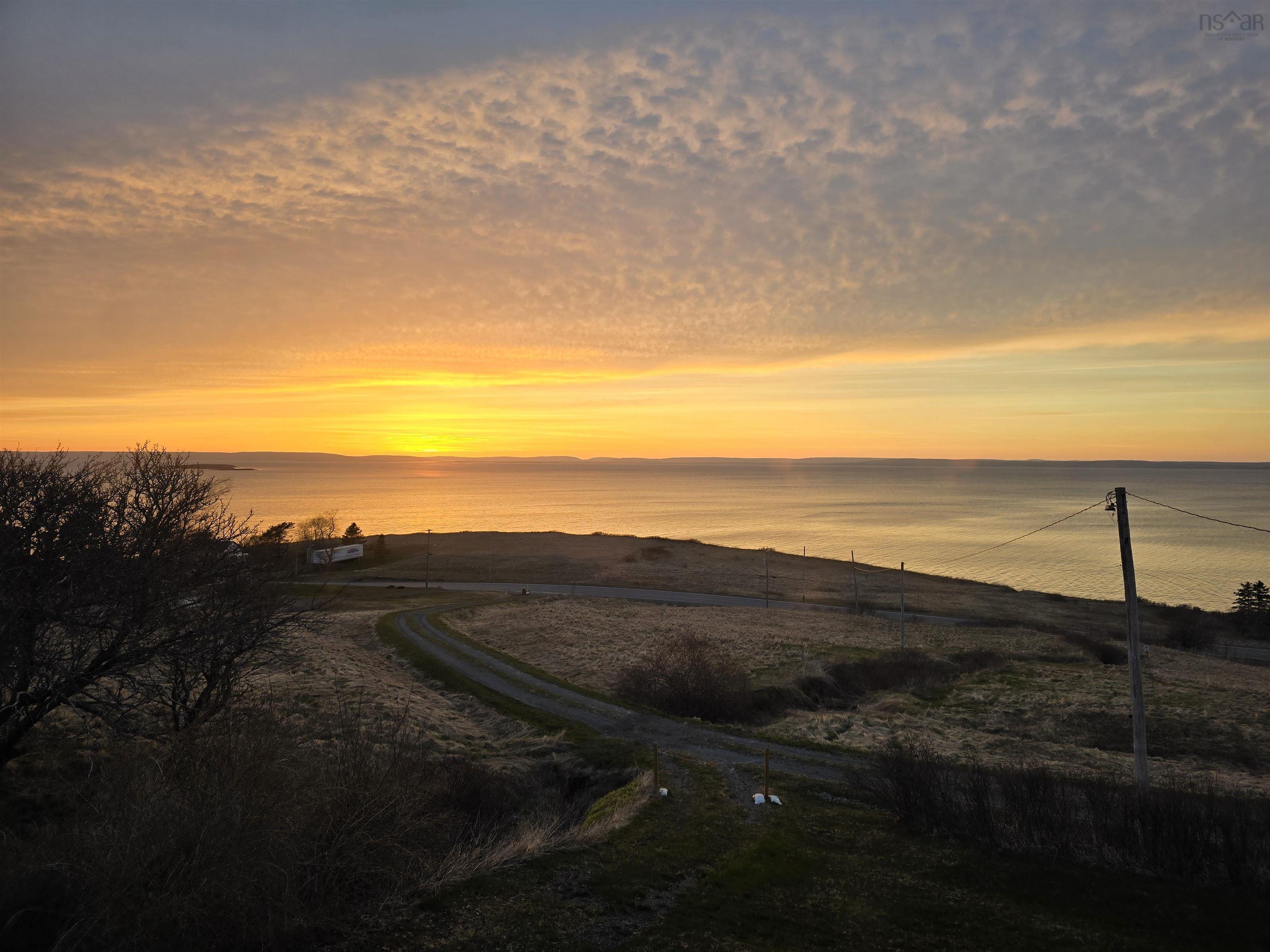 $439,000.00: 15398 Highway 4, Johnstown