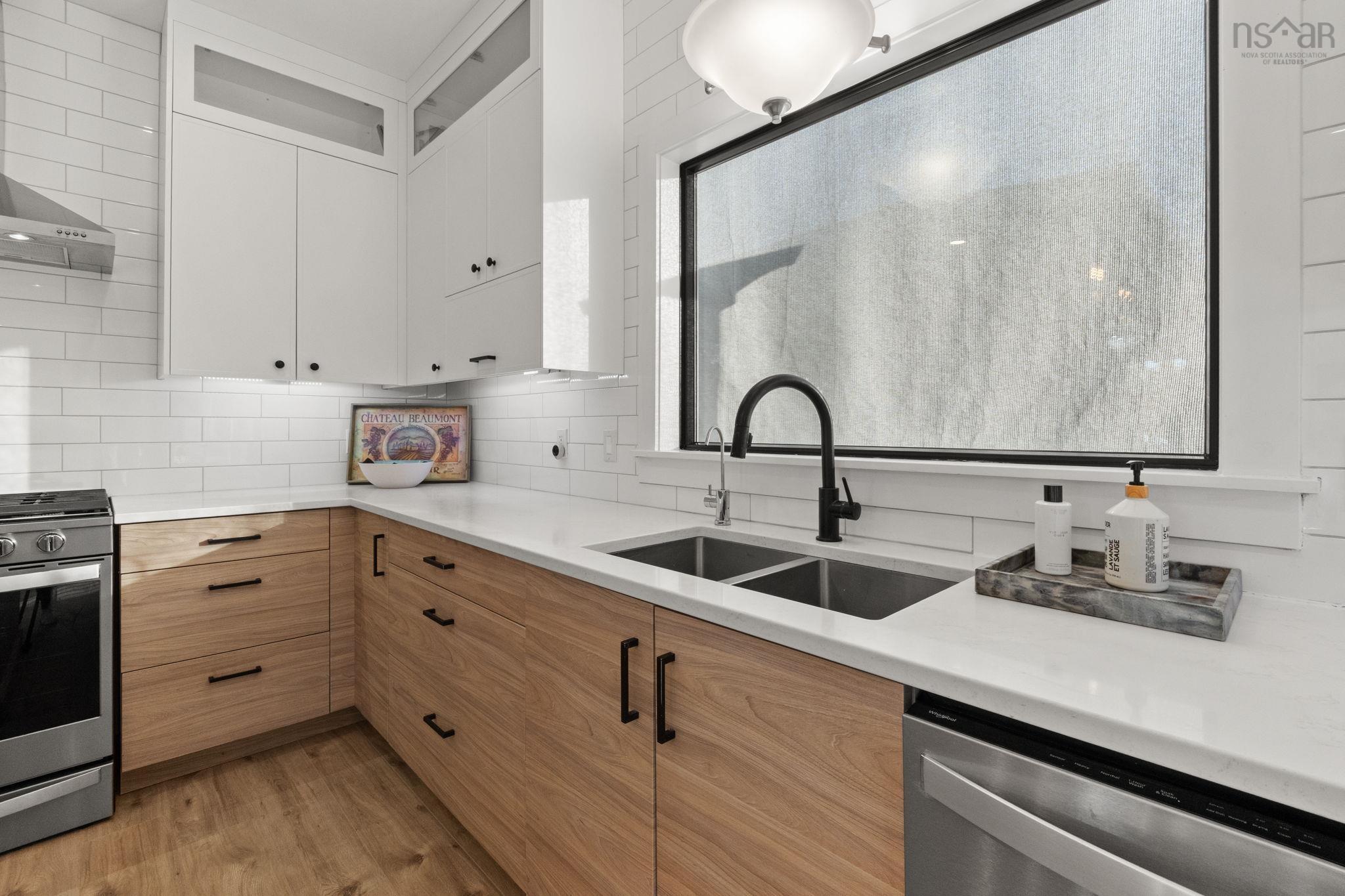 $1,129,900.00: 456 Magenta Drive, Middle Sackville