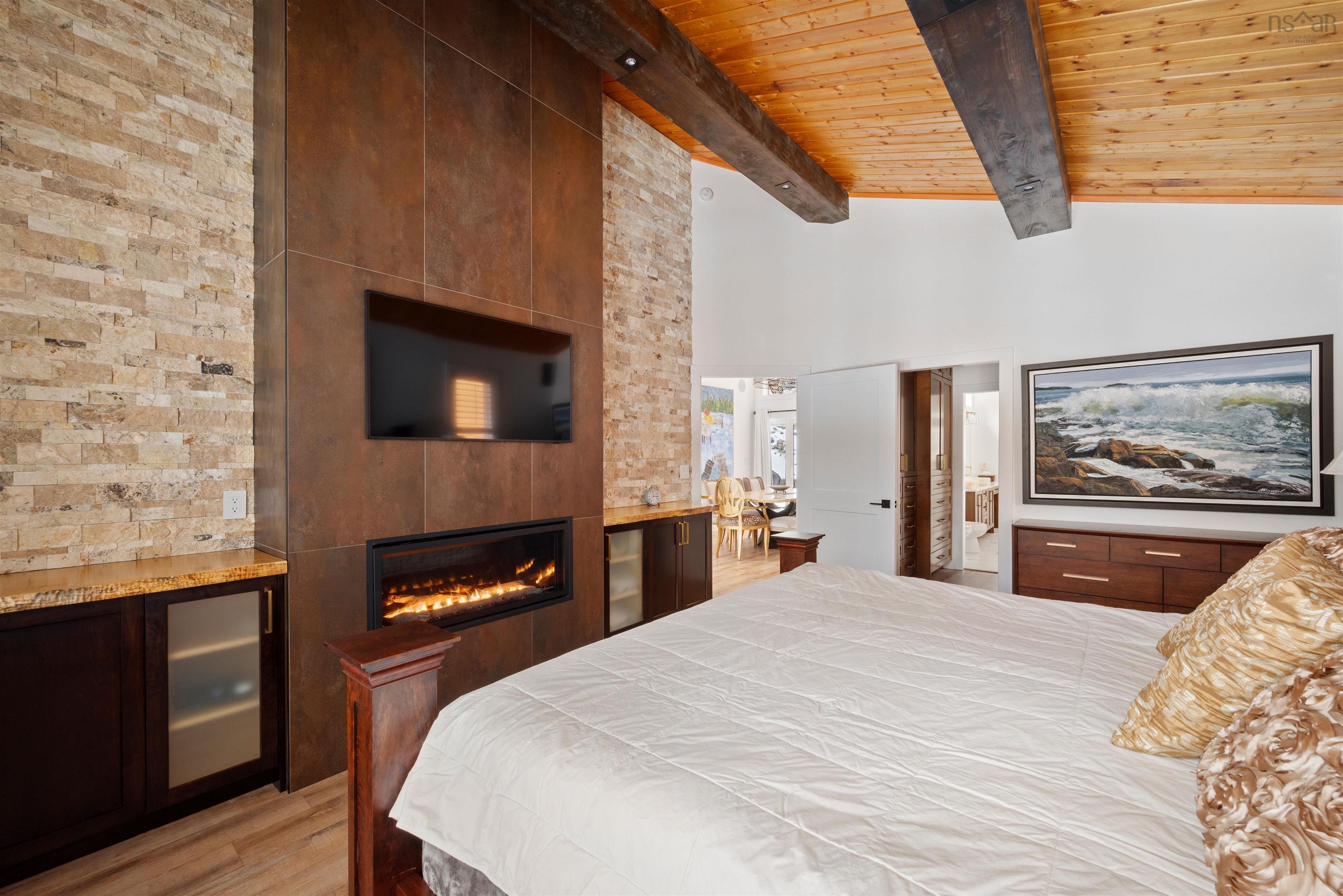 $3,990,000.00: 1160 Shore Drive, Bedford