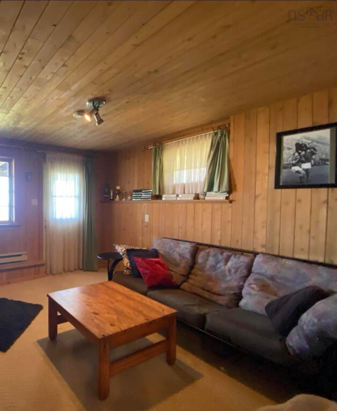 $649,000.00: 165 Diana Mountain Rd., The Points West Bay