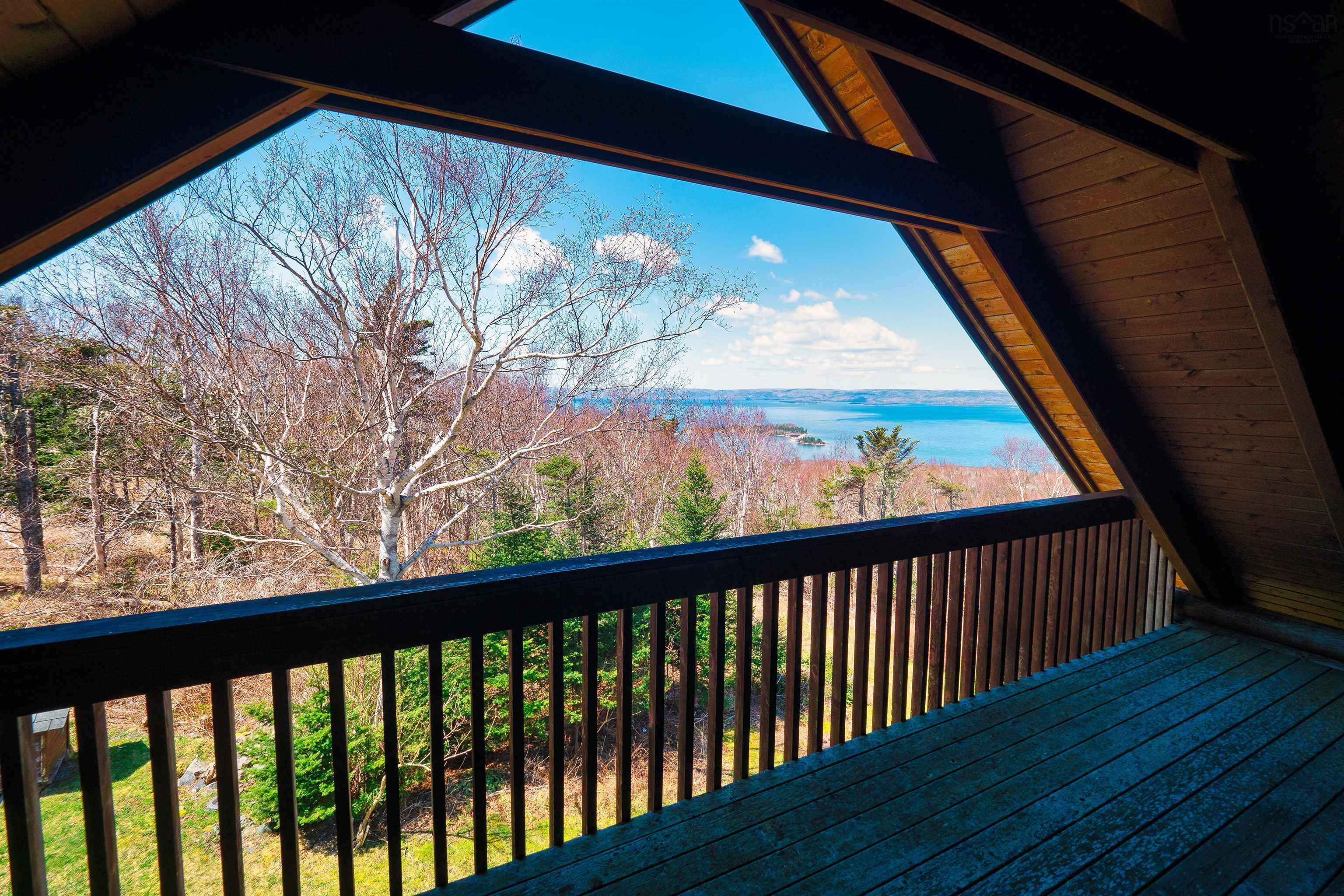 $649,000.00: 165 Diana Mountain Rd., The Points West Bay