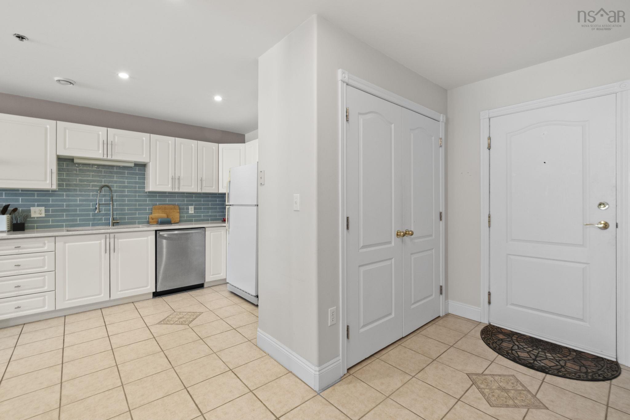 213 10 Regency Park Drive, Halifax, NS (MLS 202604383)