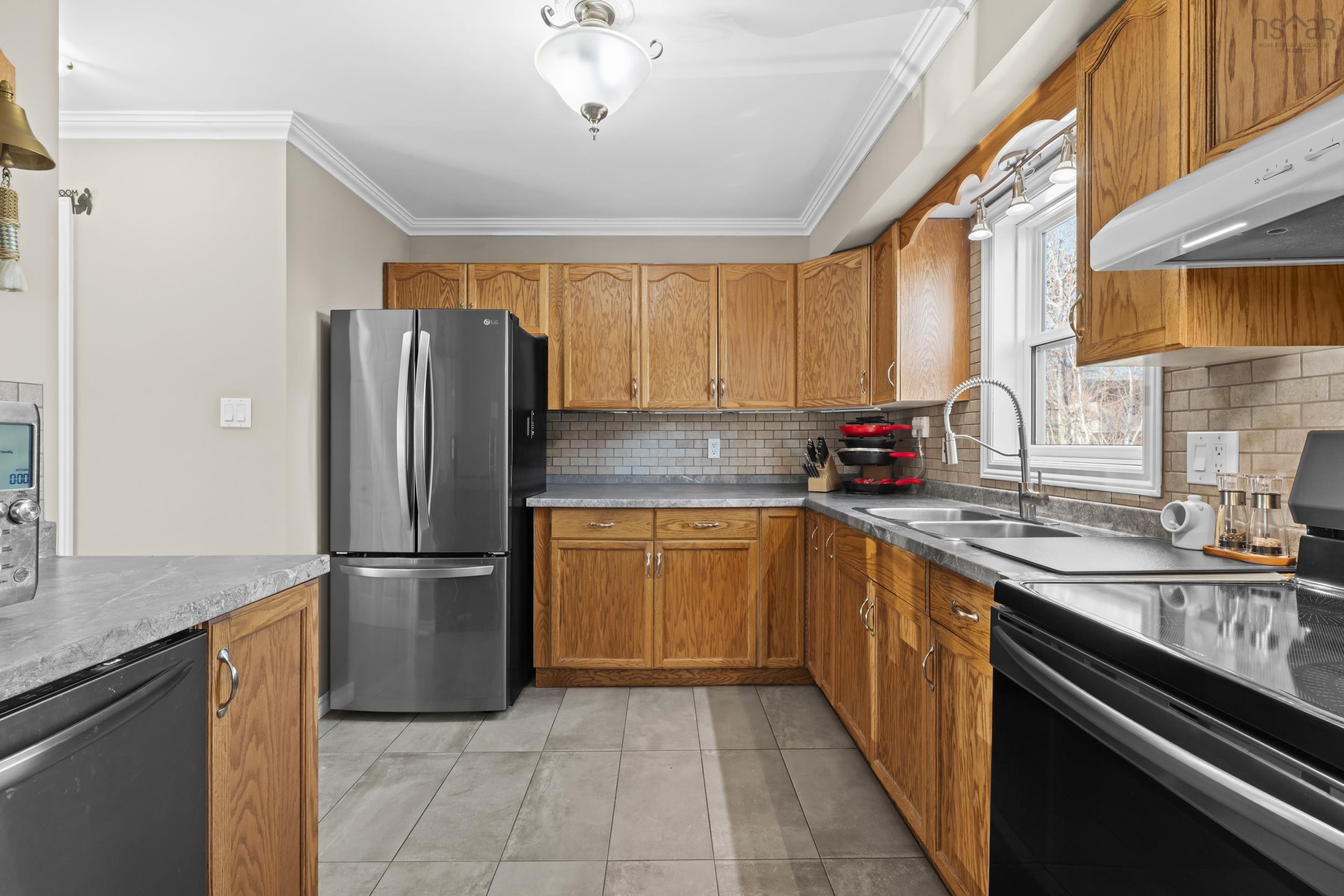 $474,900.00: 120 Silistria Drive, Dartmouth