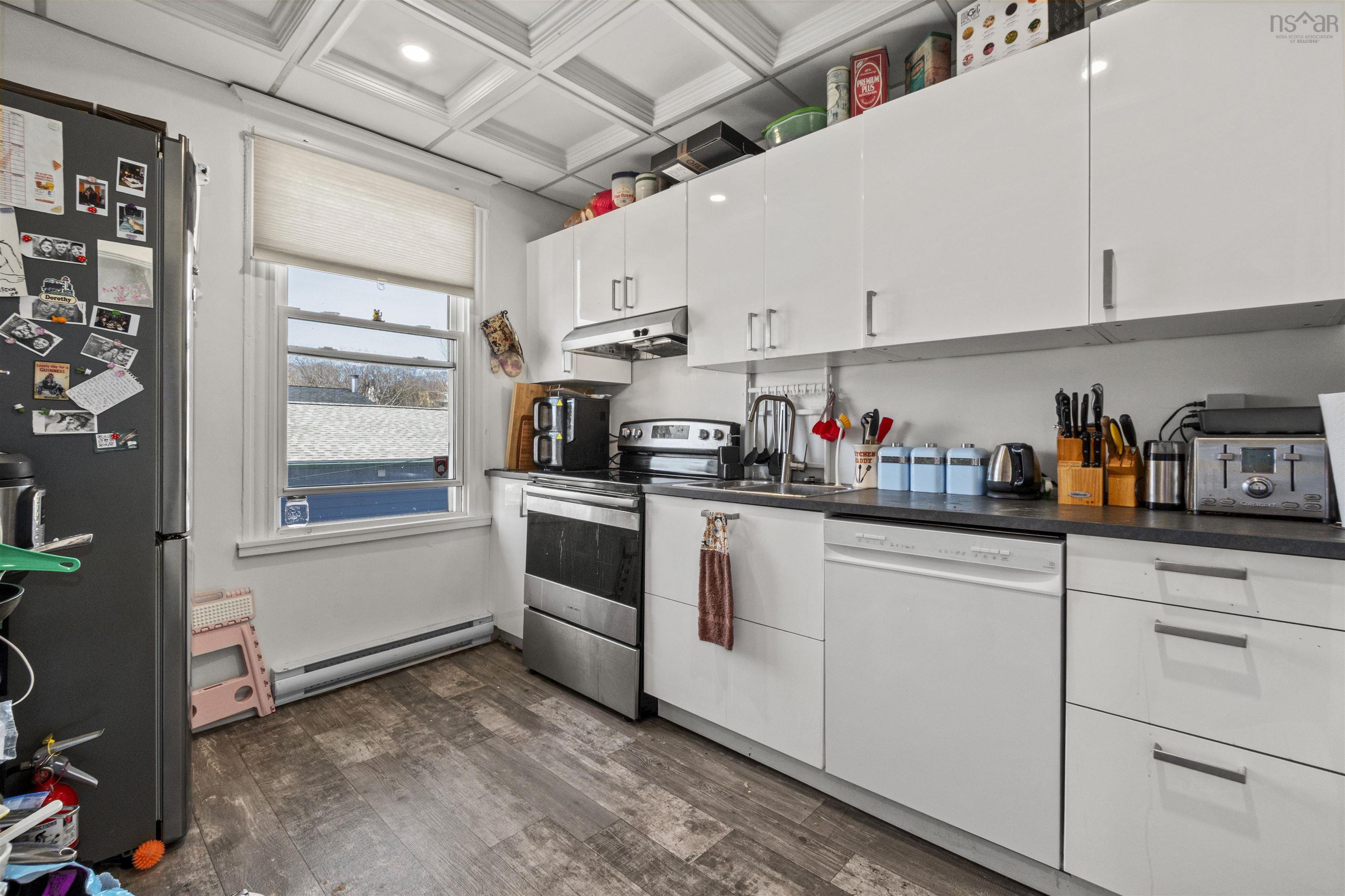 $1,180,000.00: 38 Victoria Road, Dartmouth