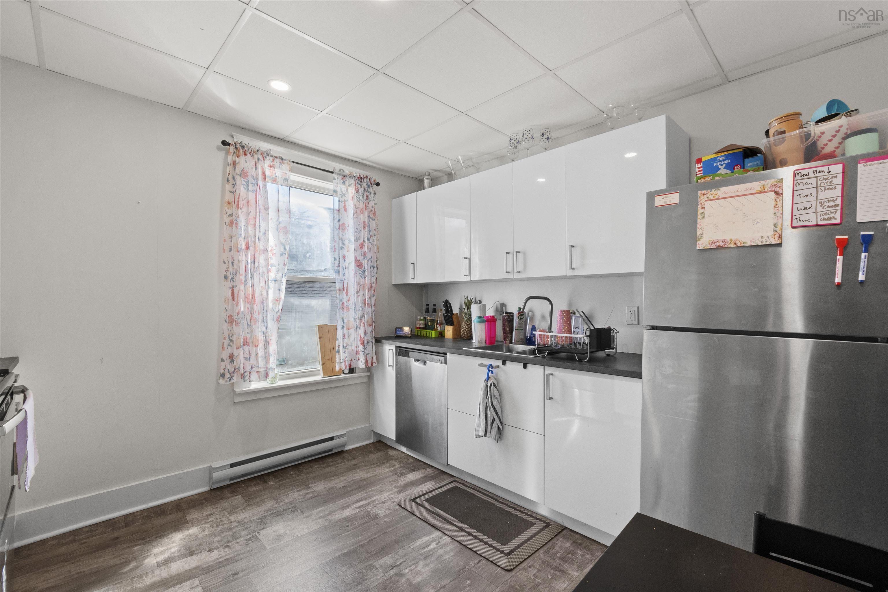 $1,180,000.00: 38 Victoria Road, Dartmouth