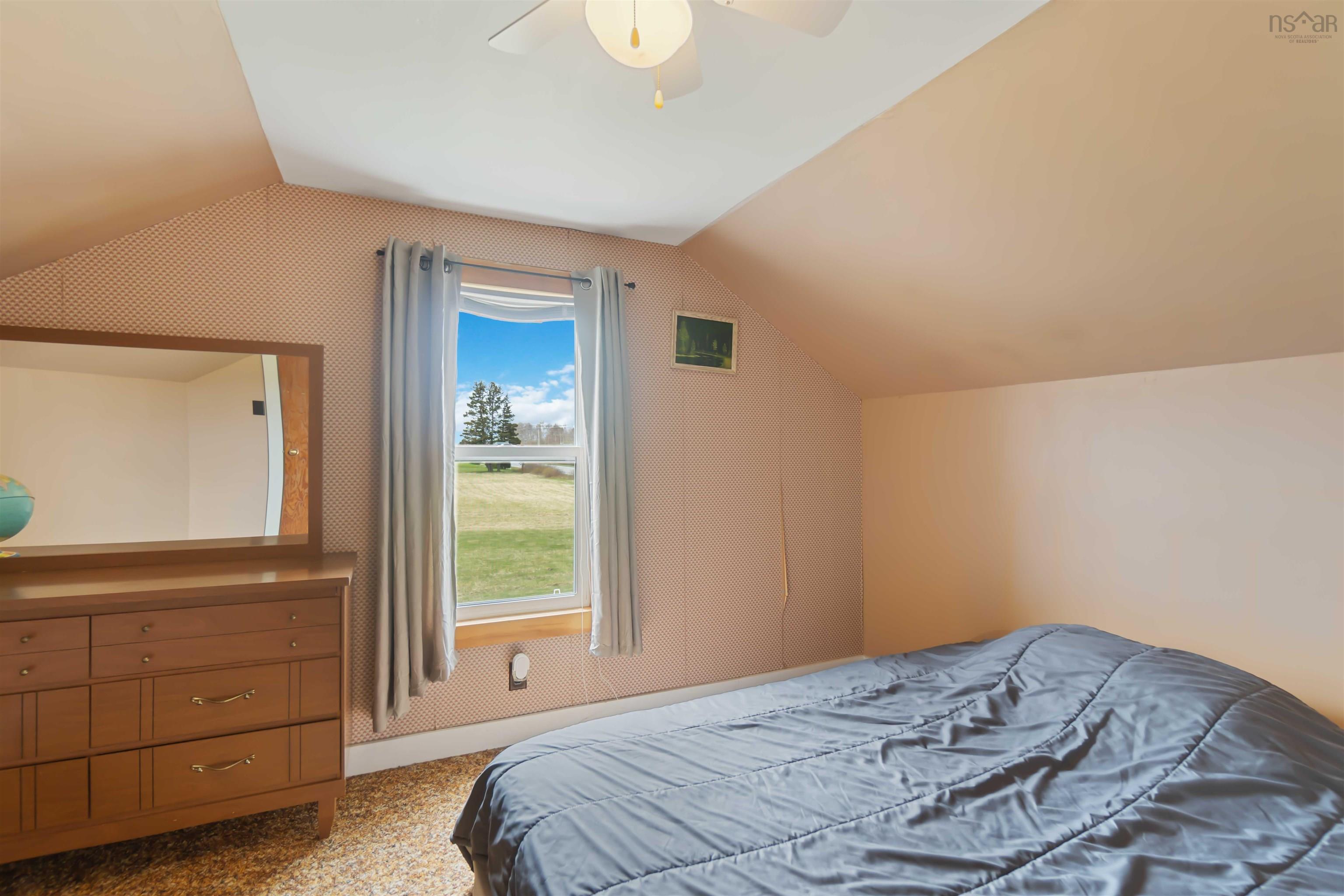 $229,999.00: 6228 Highway 101, Ashmore