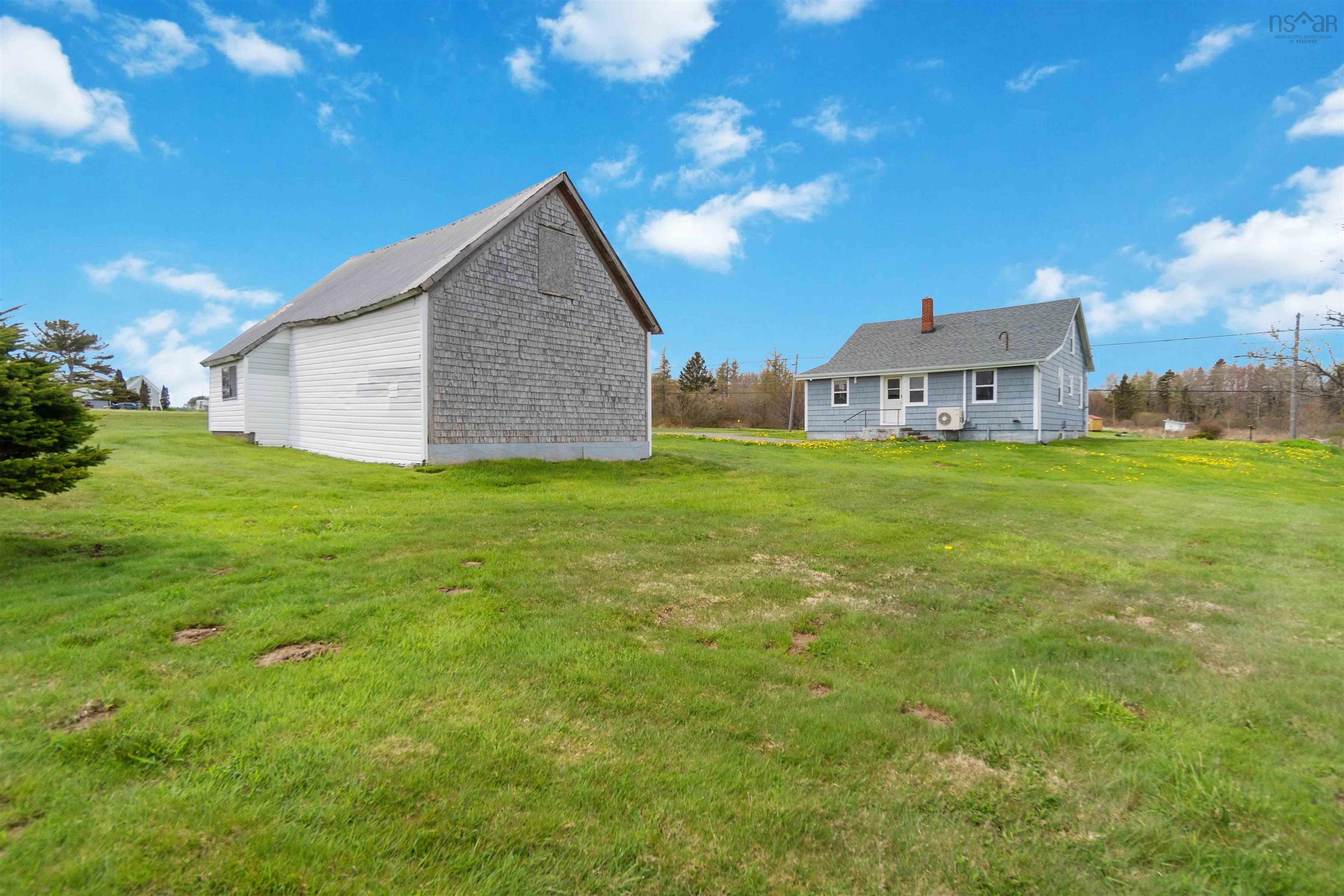 $229,999.00: 6228 Highway 101, Ashmore