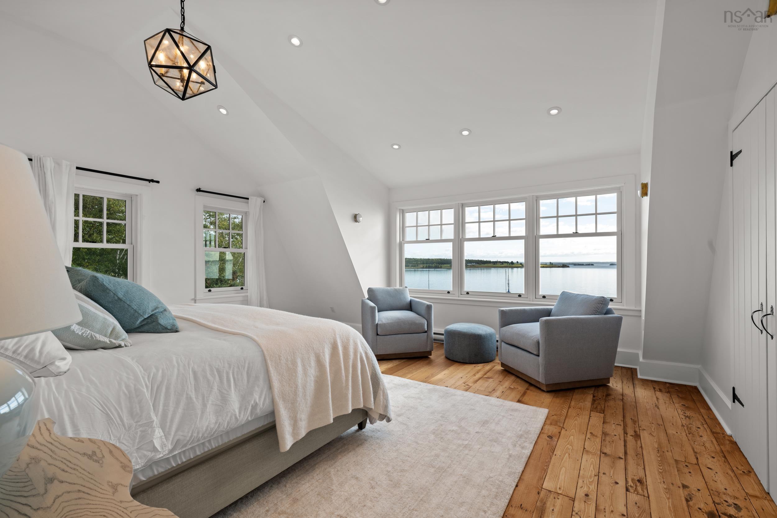 $5,850,000.00: 15 Fredas Point Drive, Chester