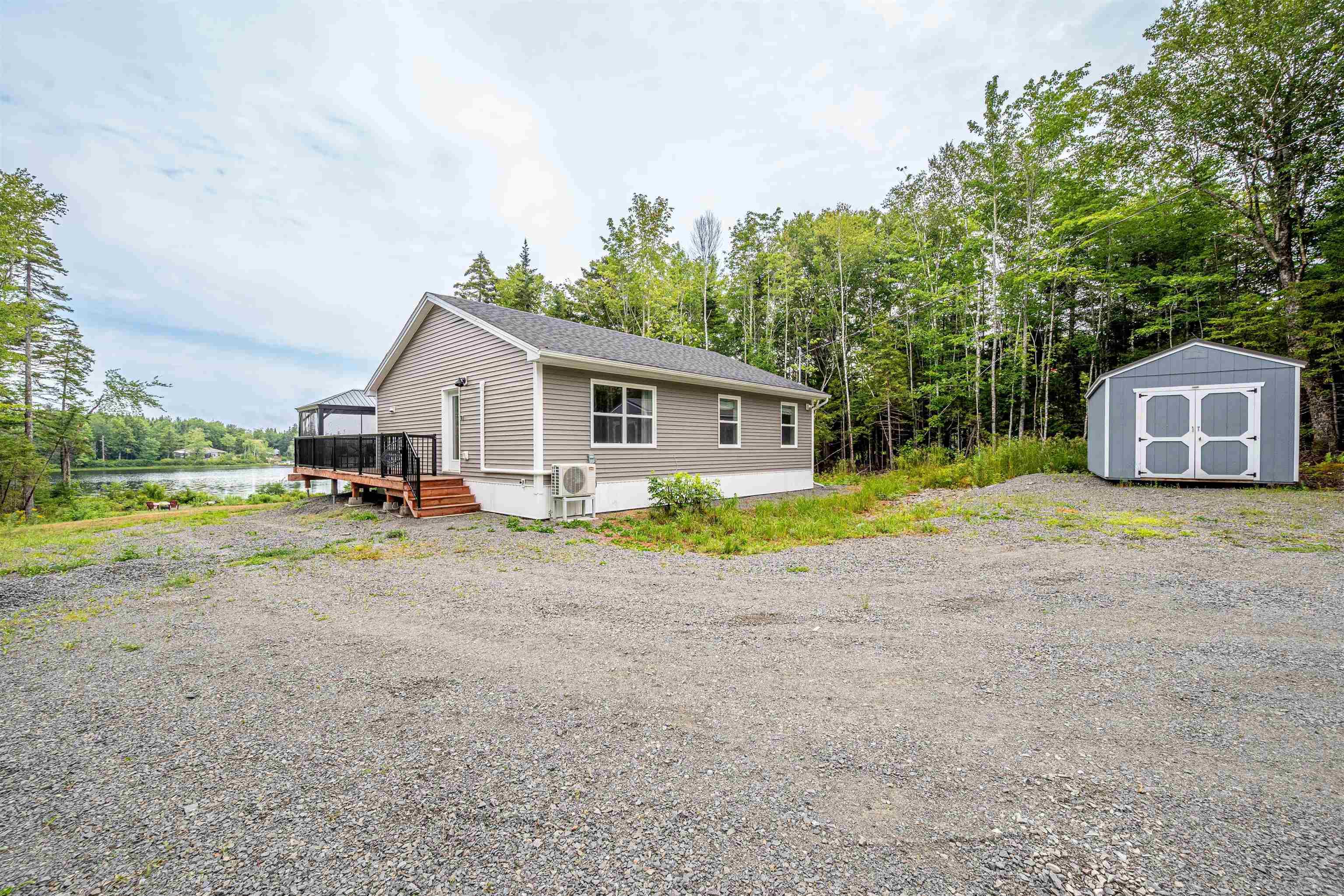 $519,900.00: 195 Middle Lake South Road, Vaughan