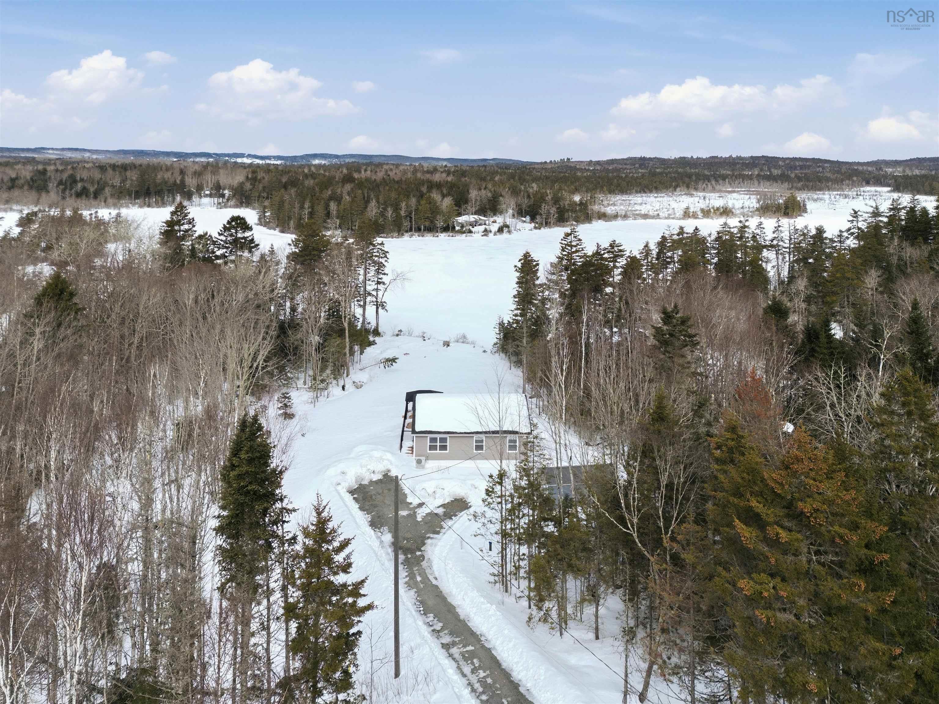 $519,900.00: 195 Middle Lake South Road, Vaughan