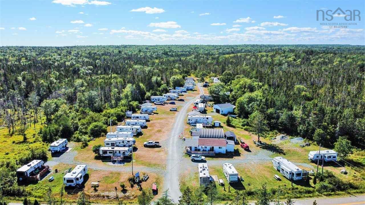 $599,900.00: 1668 West Sable Road, Sable River