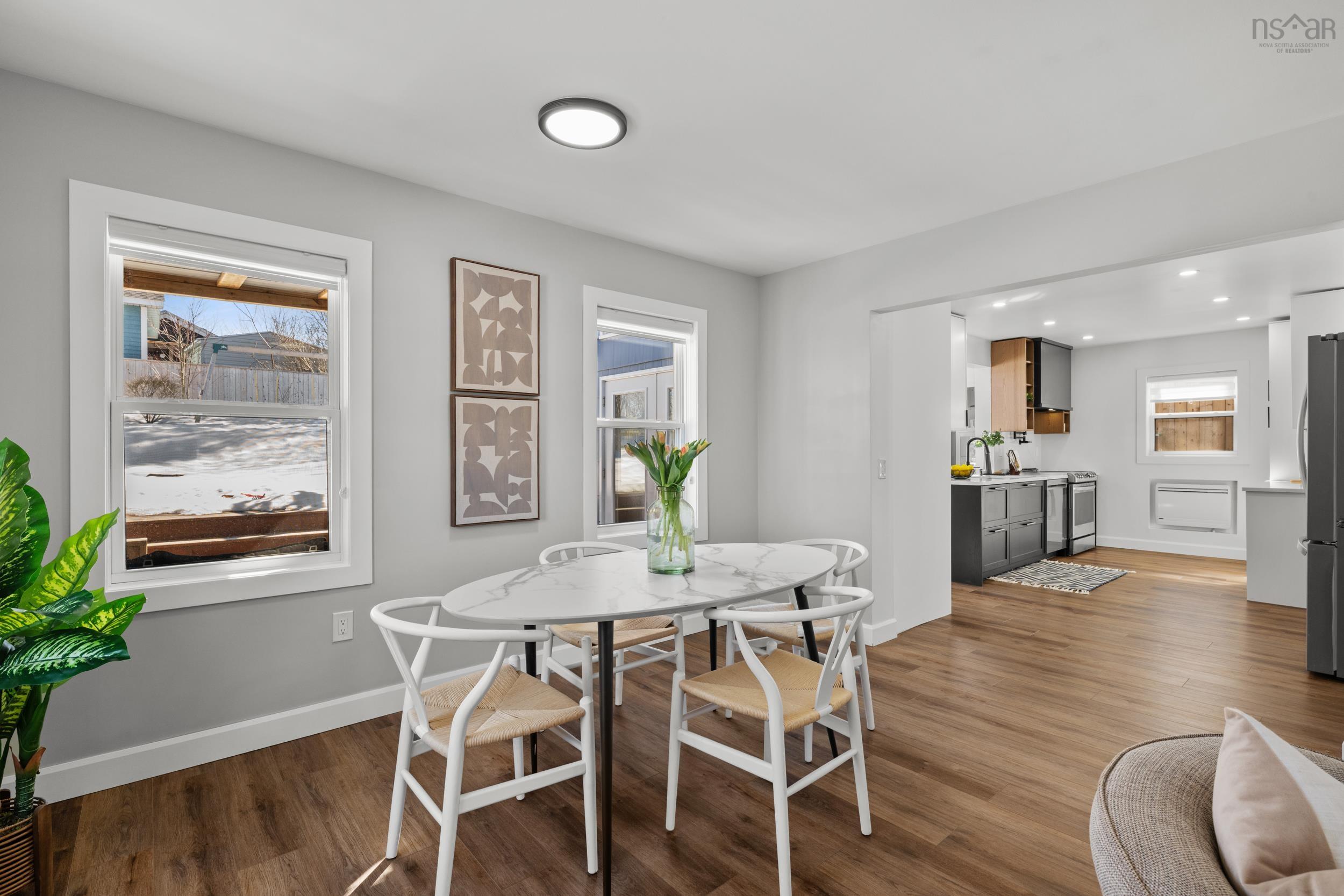 $775,000.00: 18 Forest Hill Drive, Halifax