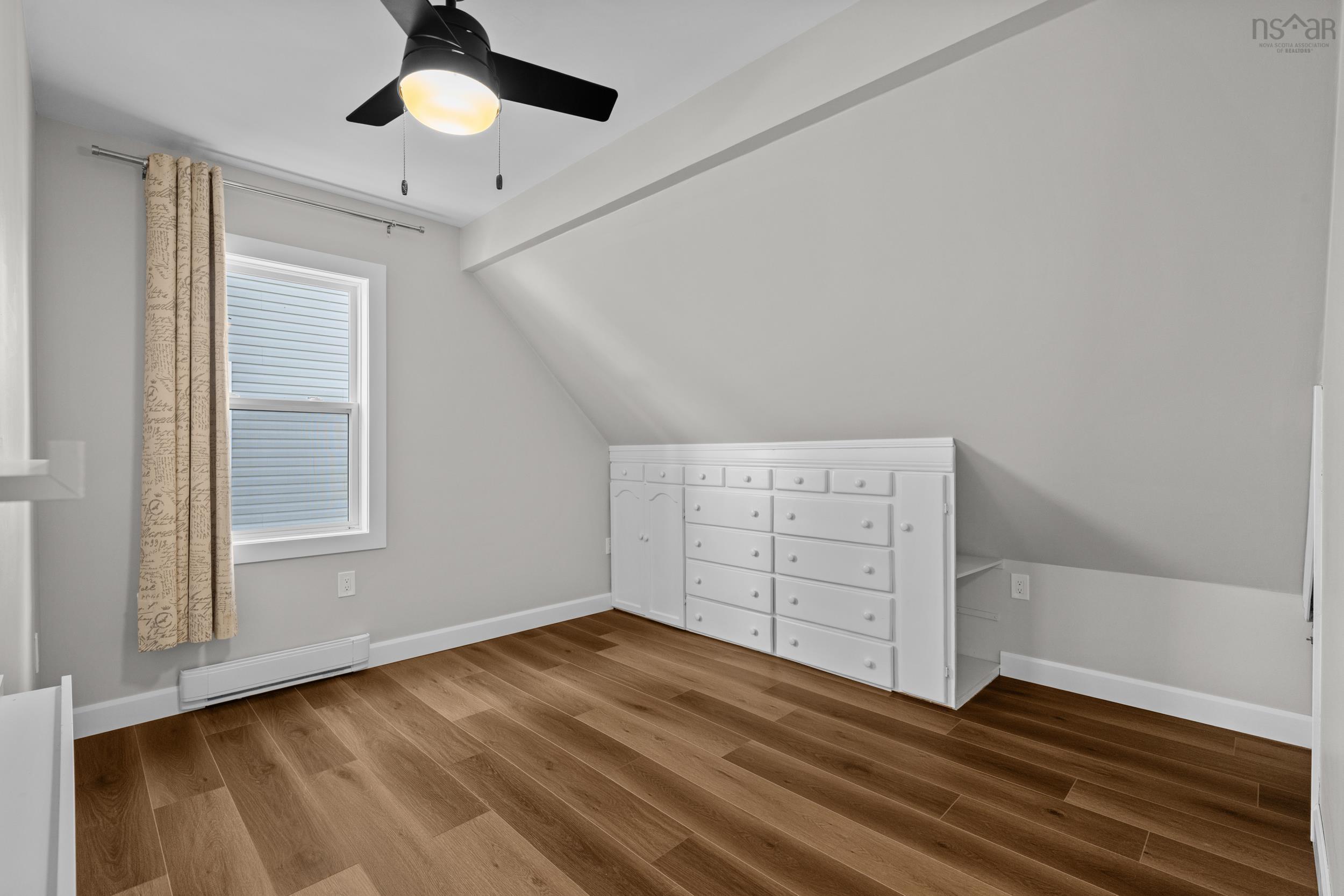 $775,000.00: 18 Forest Hill Drive, Halifax