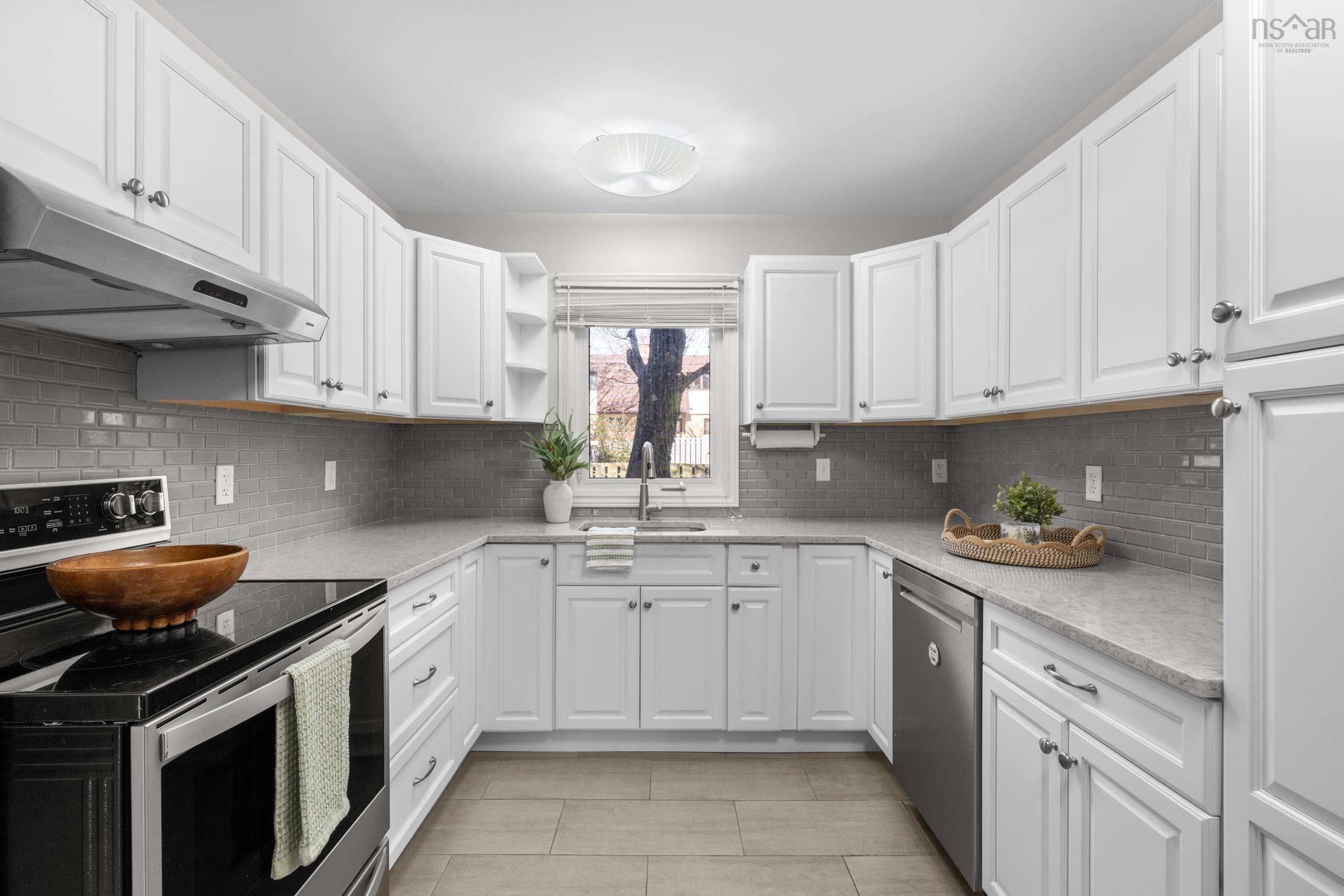 $424,900.00: 23 Covington Way, Halifax