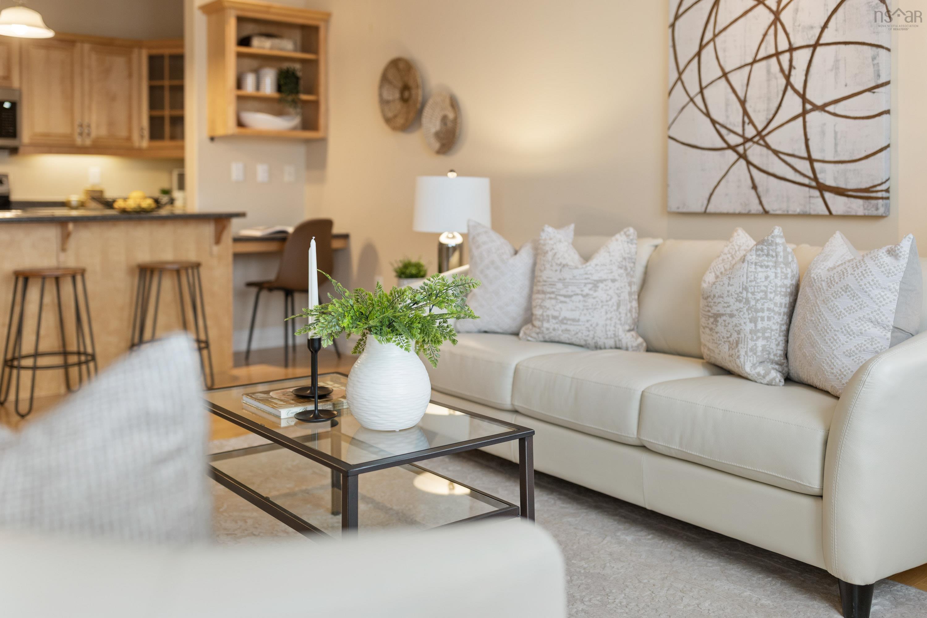 $615,000.00: 28 Castlestone Drive, Bedford