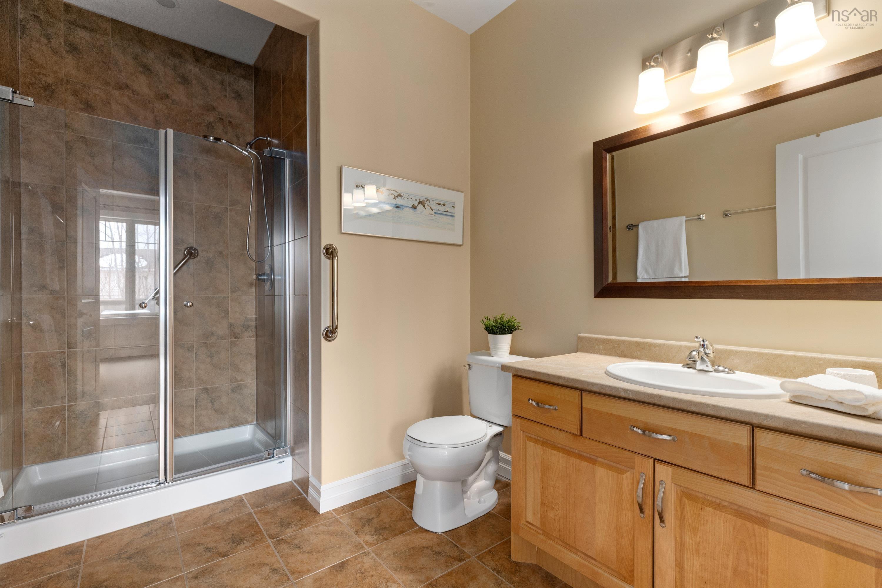 $615,000.00: 28 Castlestone Drive, Bedford