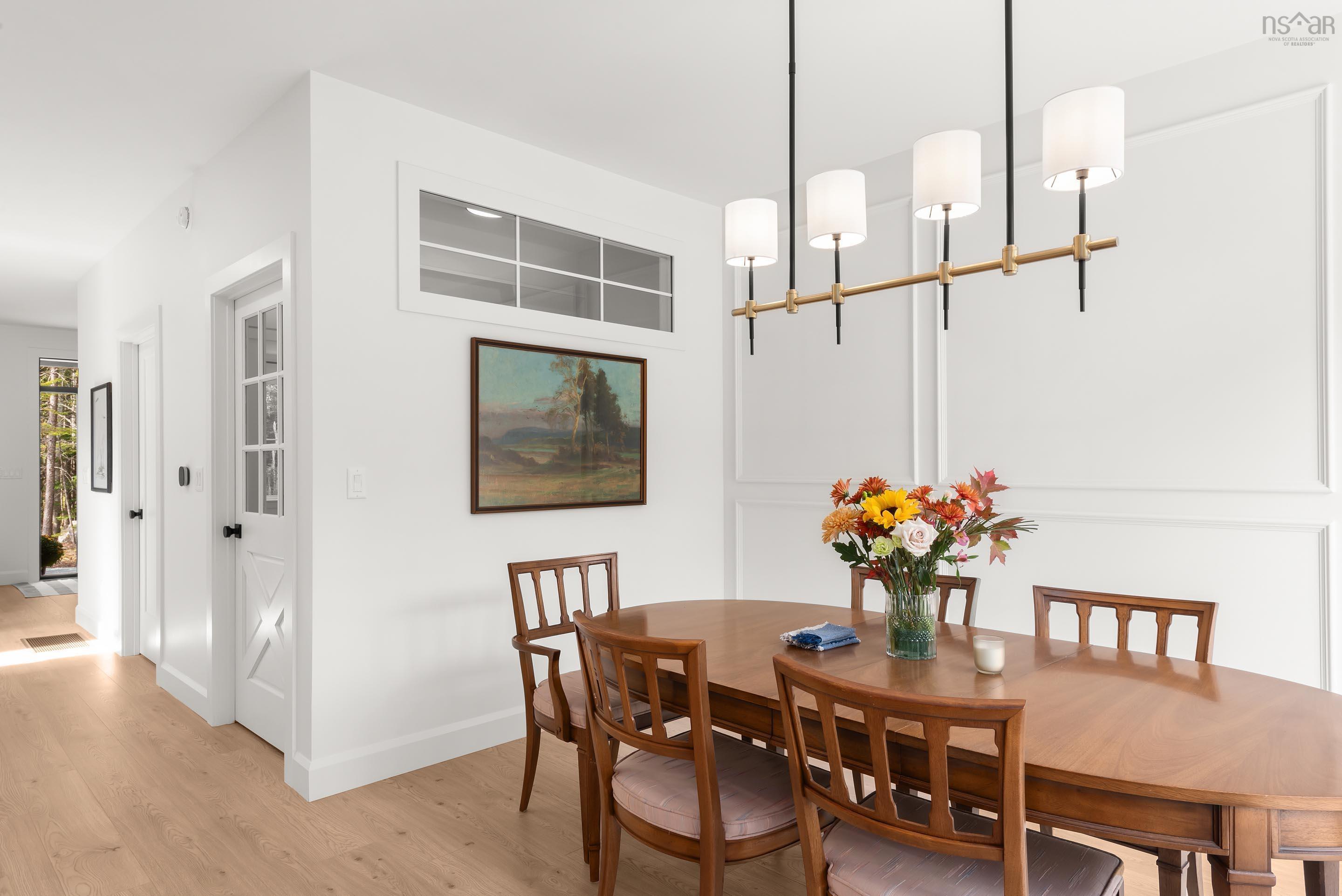 $1,099,900.00: 86 Double Lane, Oakfield