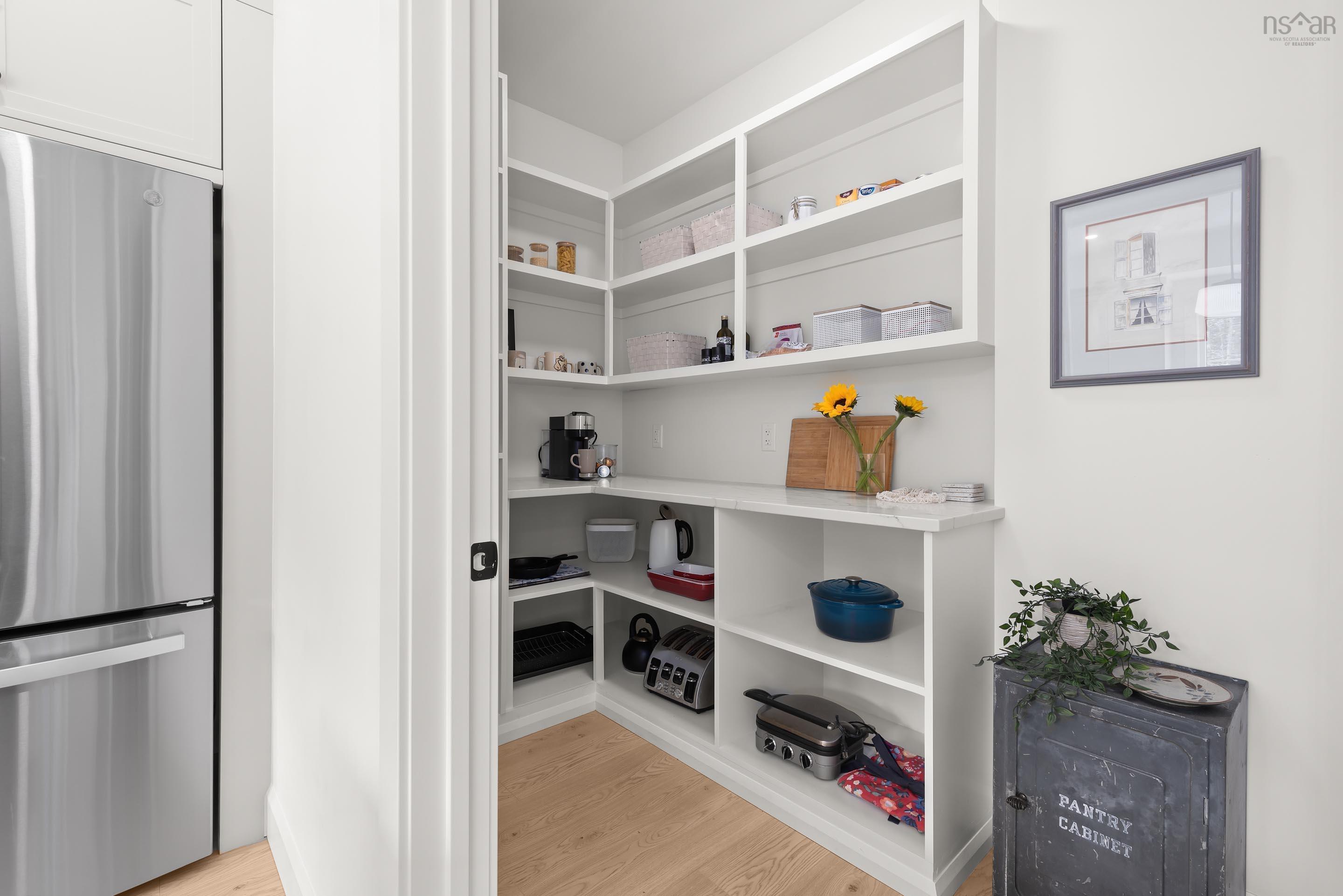 $1,099,900.00: 86 Double Lane, Oakfield