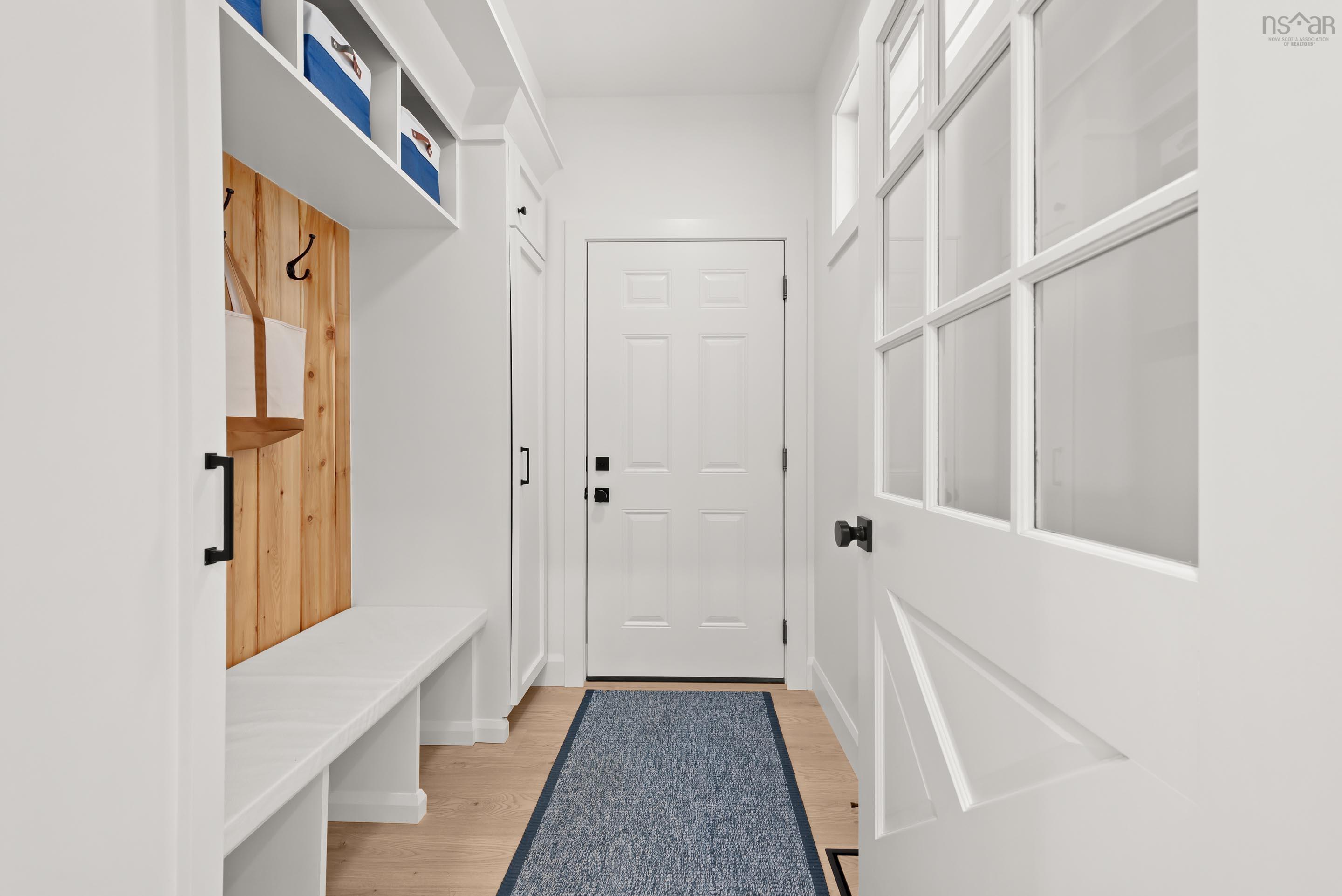 $1,099,900.00: 86 Double Lane, Oakfield