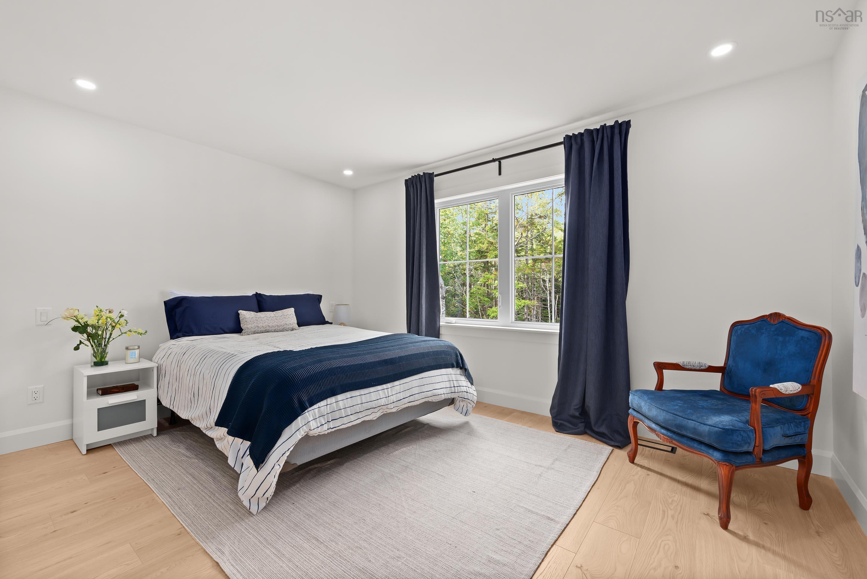 $1,099,900.00: 86 Double Lane, Oakfield