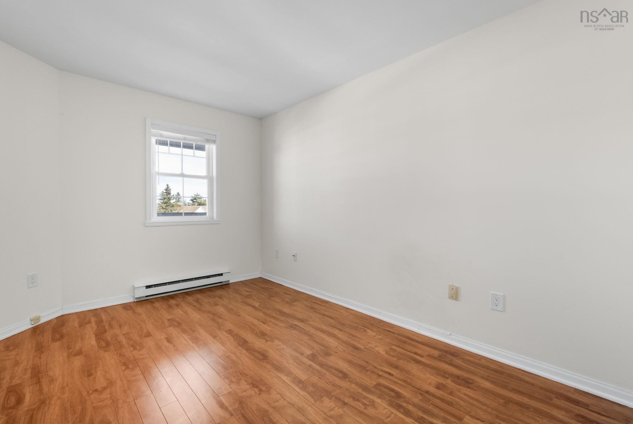 $364,990.00: 524 94 Moirs Mill Road, Bedford