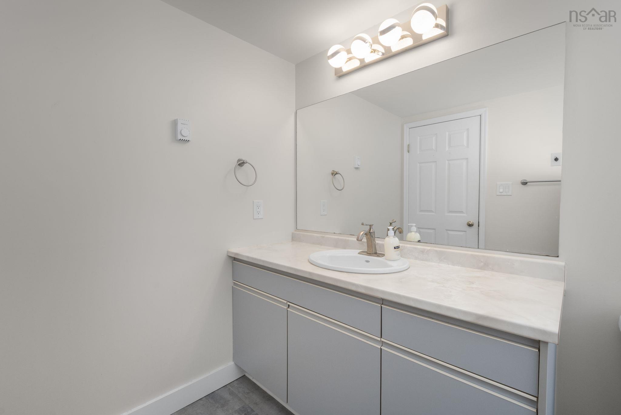 $364,990.00: 524 94 Moirs Mill Road, Bedford